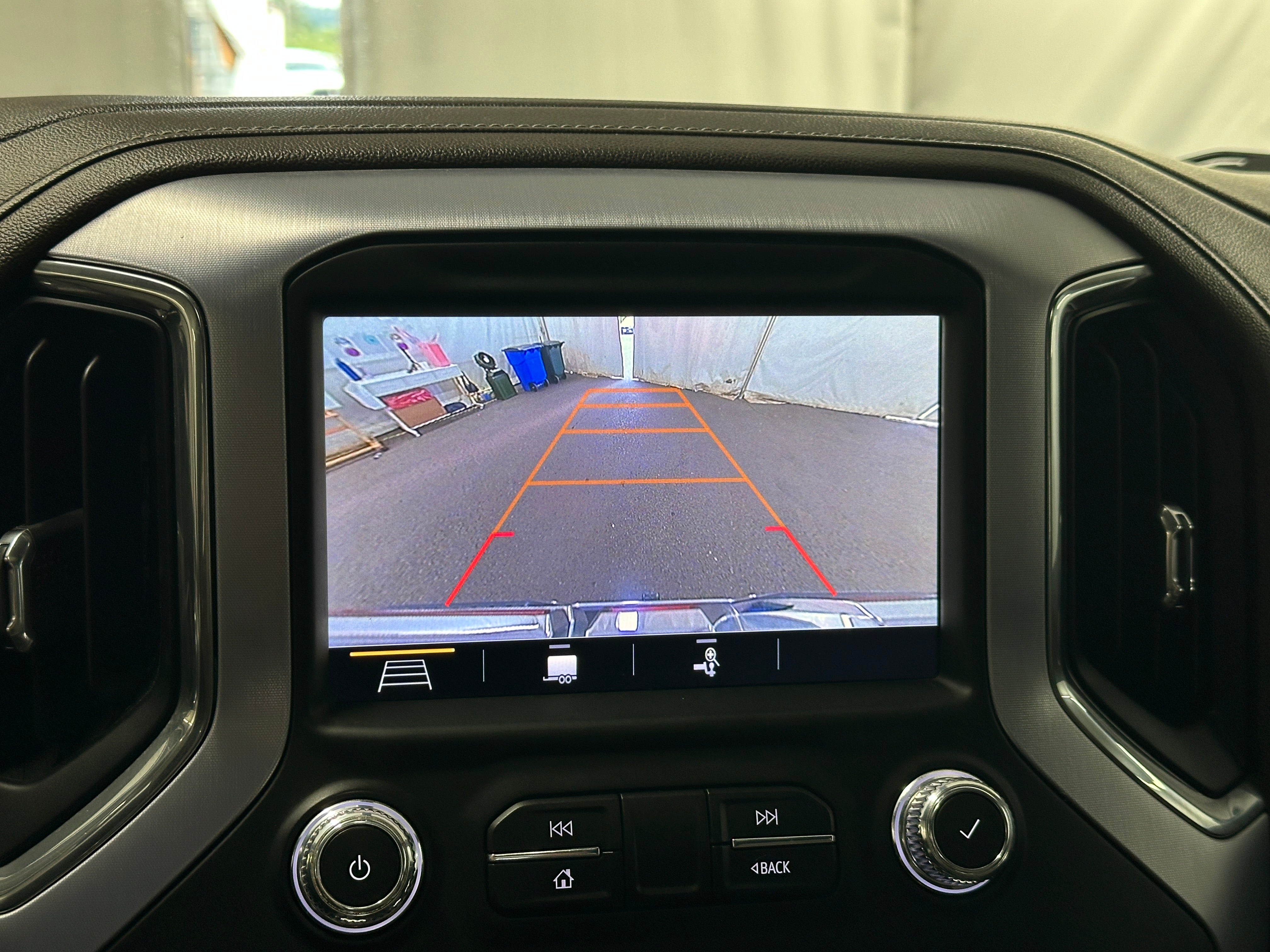 2019 GMC Sierra 1500 SLT - Photo 13