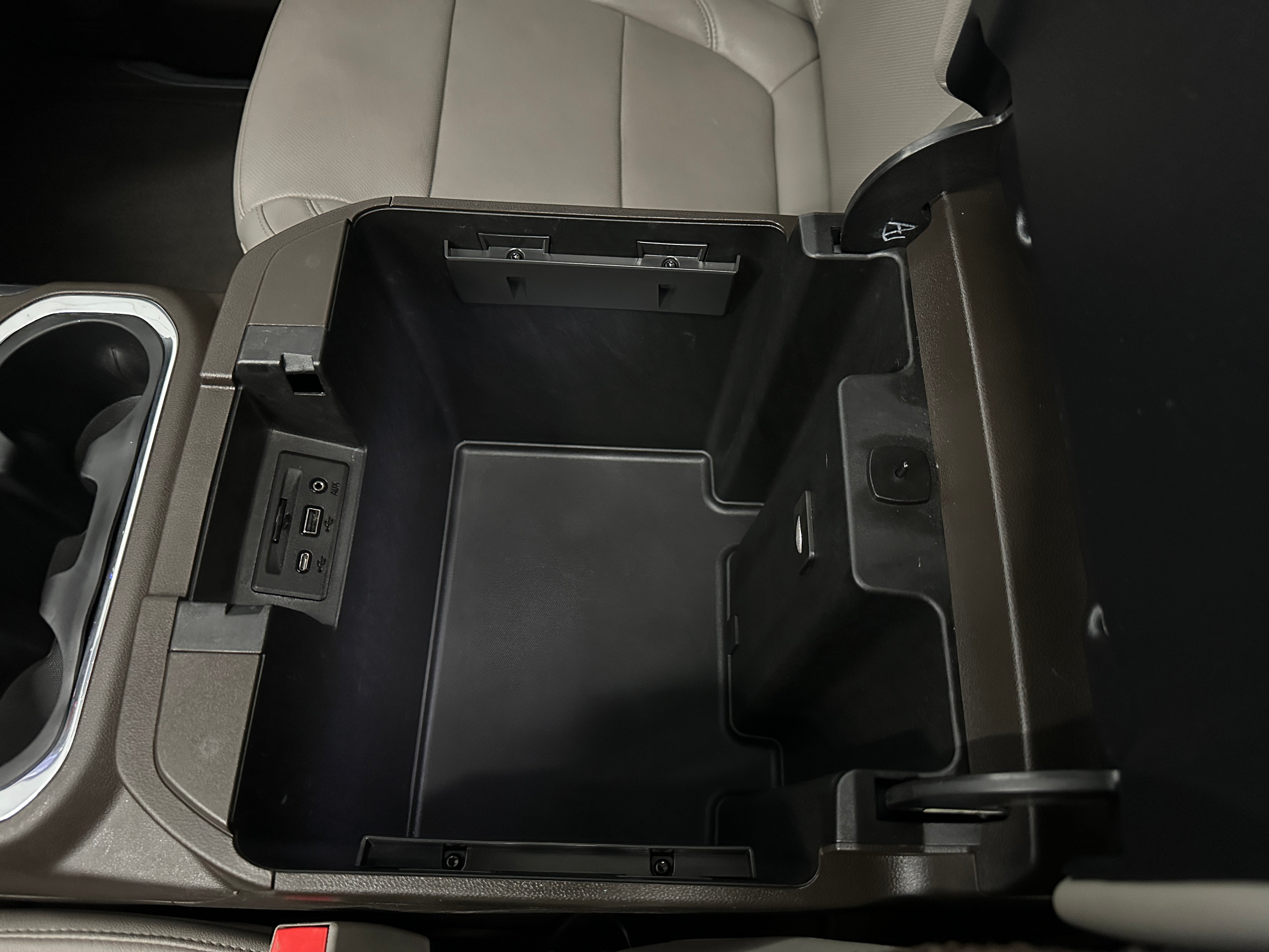 2019 GMC Sierra 1500 SLT - Photo 22