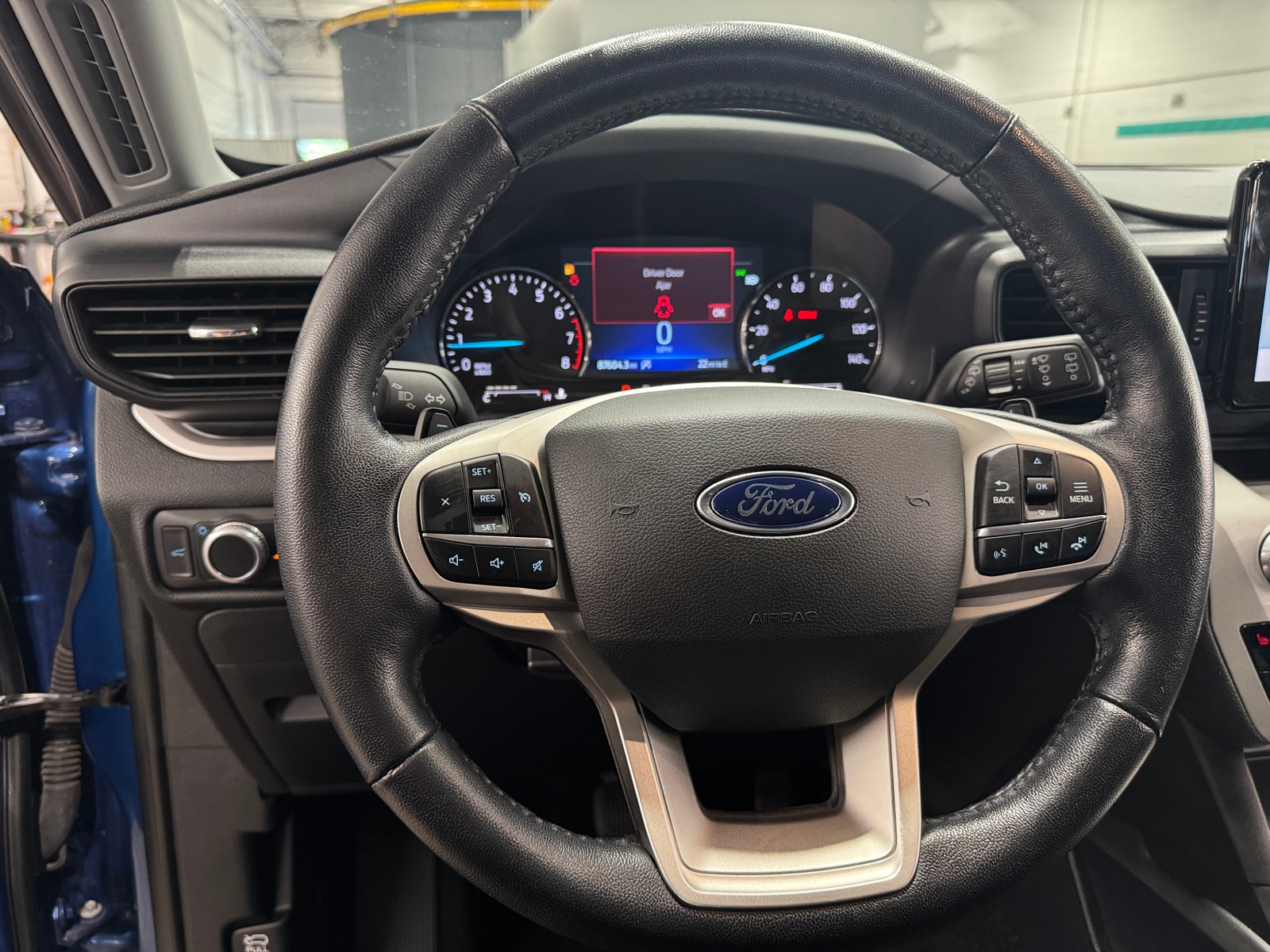 Thumbnail: 2020 Ford Explorer - 5