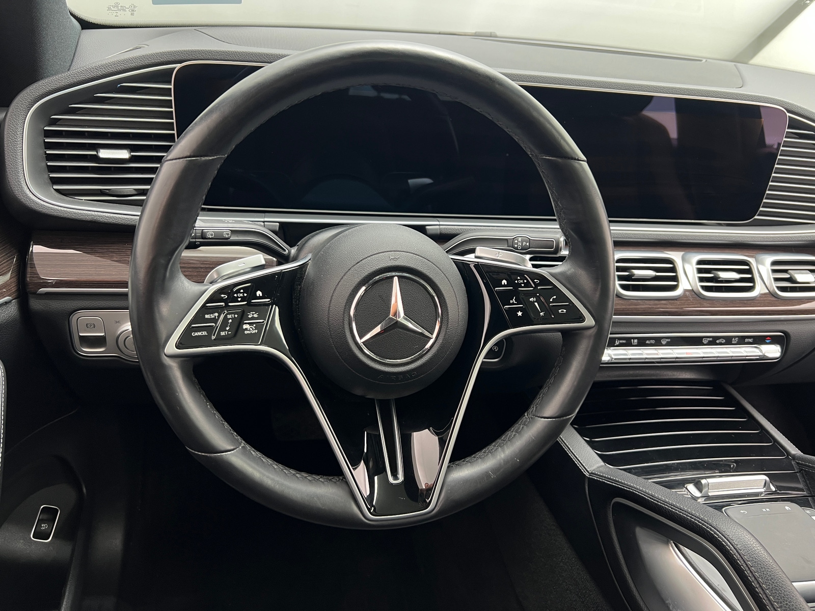 Thumbnail: 2024 Mercedes-Benz GLE - 4
