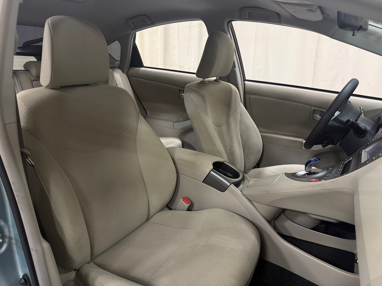 Thumbnail: 2015 Toyota Prius - 2