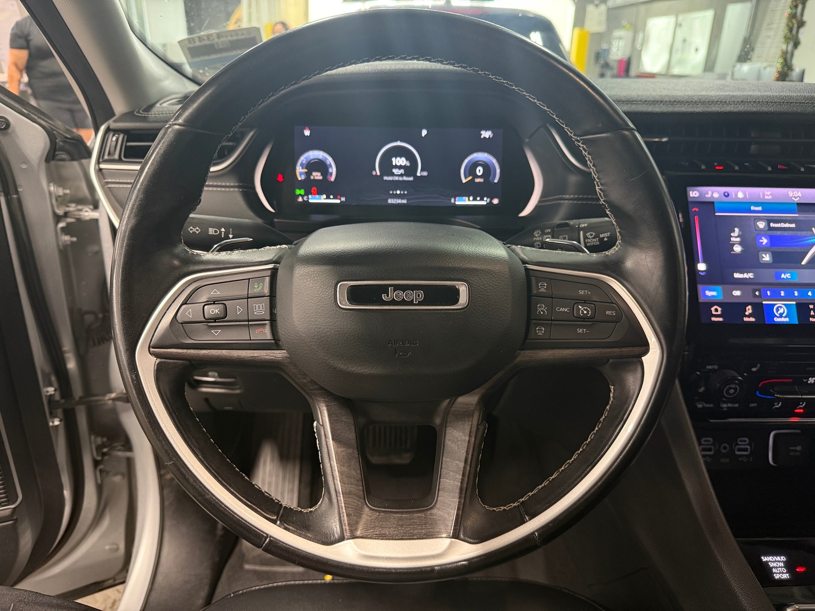 Thumbnail: 2021 Jeep Grand Cherokee L - 4