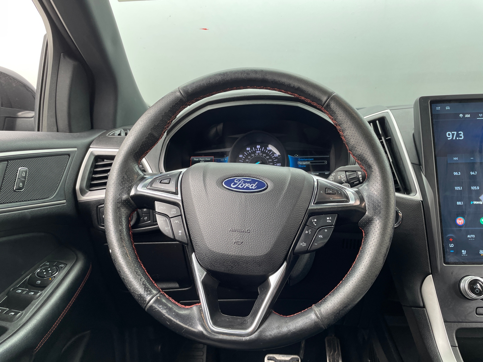 Thumbnail: 2022 Ford Edge - 4