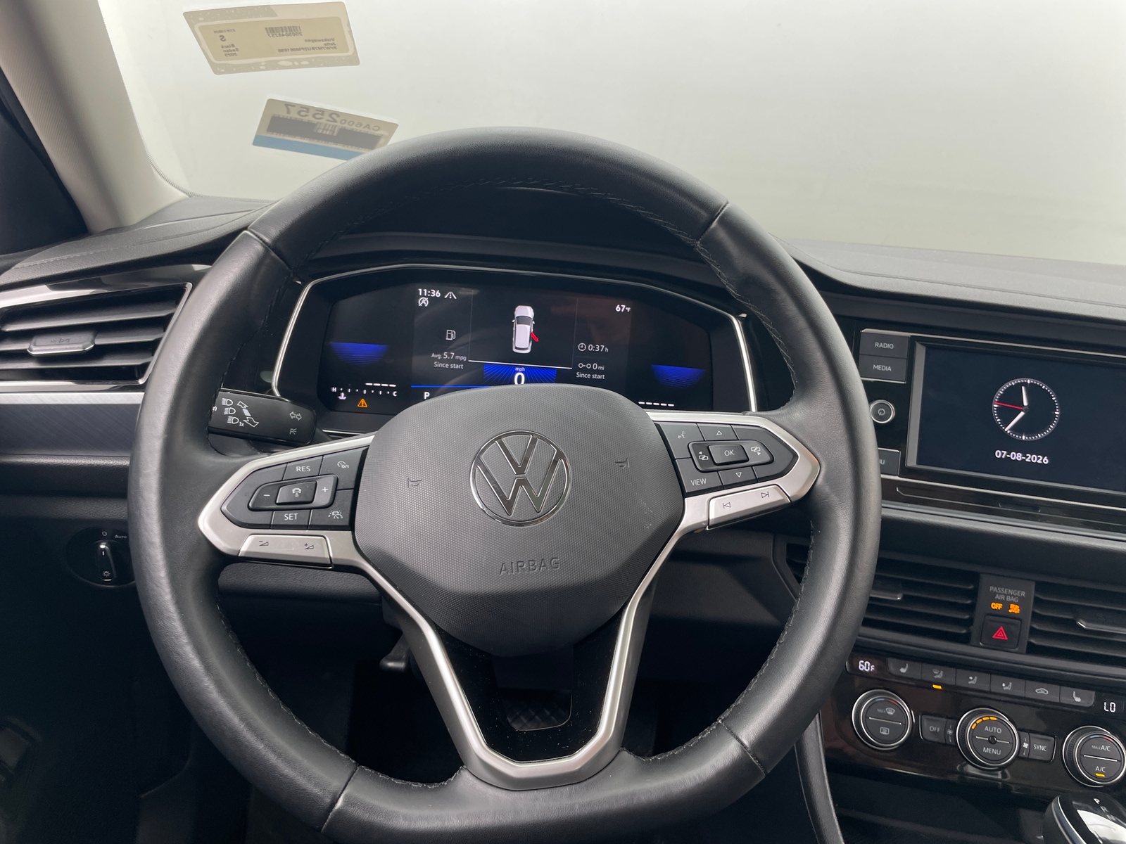 Thumbnail: 2023 Volkswagen Jetta - 4