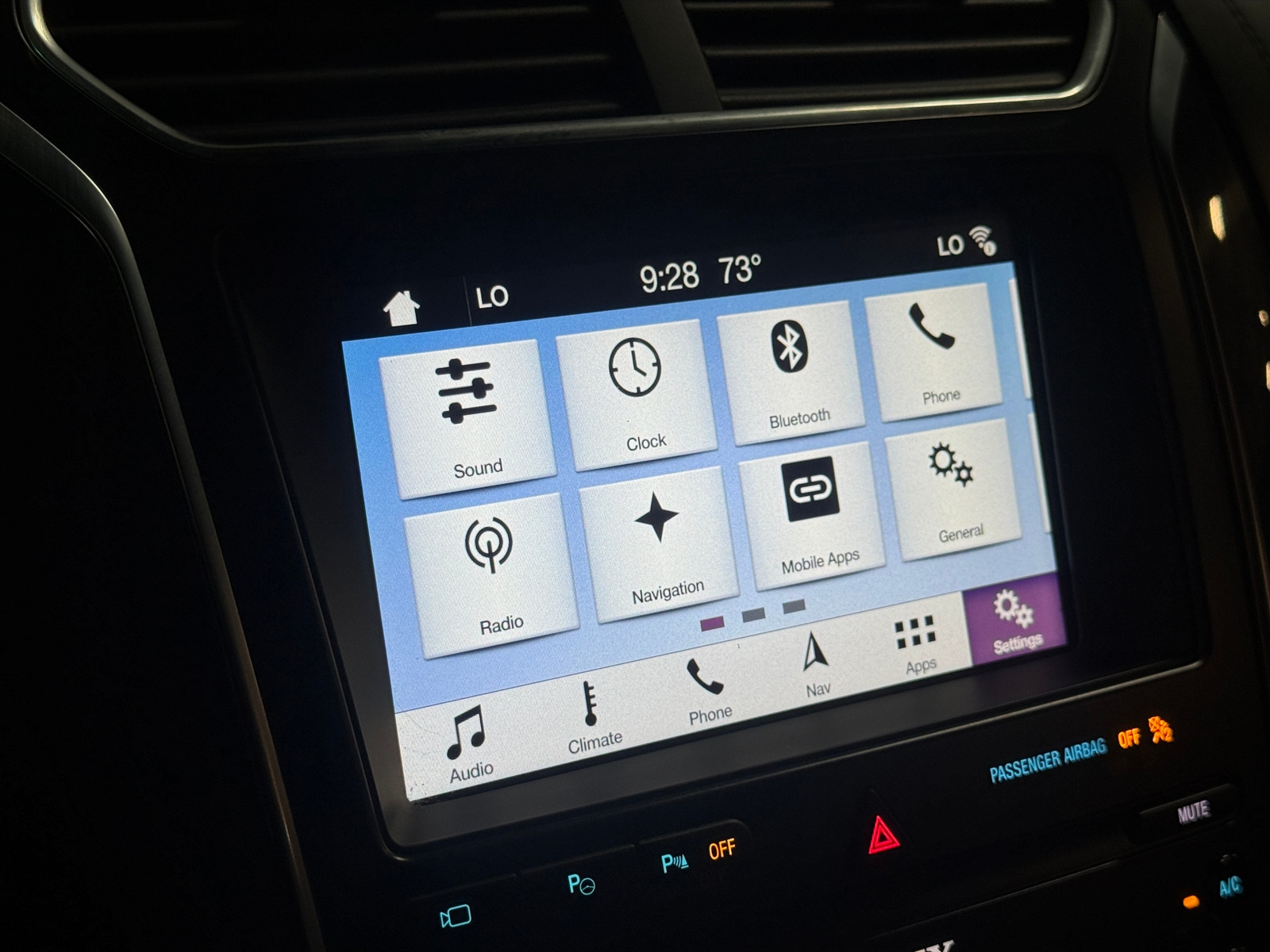 Thumbnail: 2019 Ford Explorer - 3