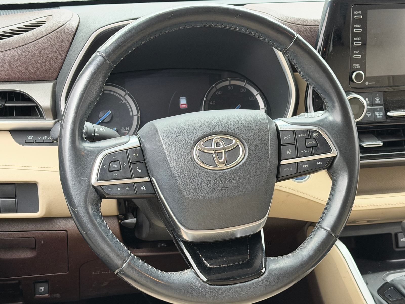 Thumbnail: 2021 Toyota Highlander - 4