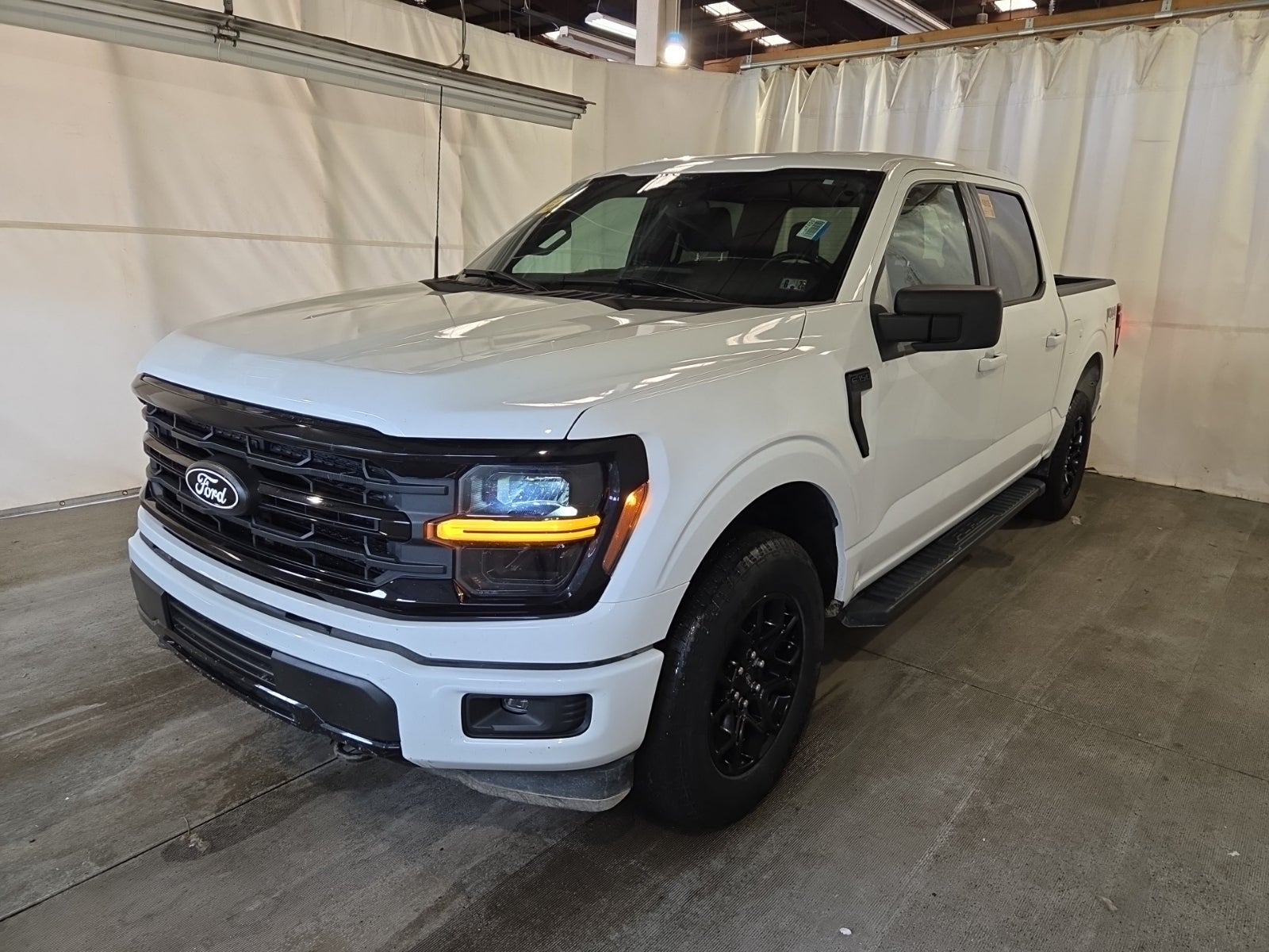 2025 Ford F-150 XLT 4WD Supercrew 5.5' Box