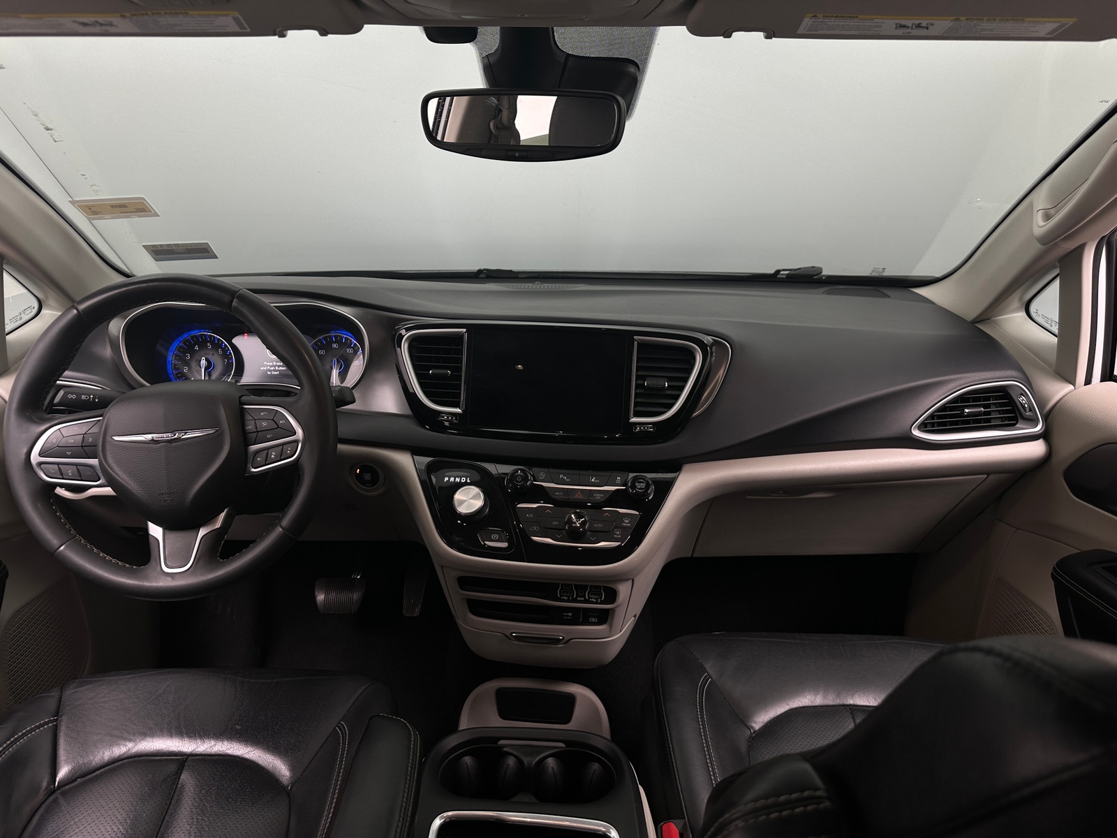 Thumbnail: 2022 Chrysler Pacifica - 2