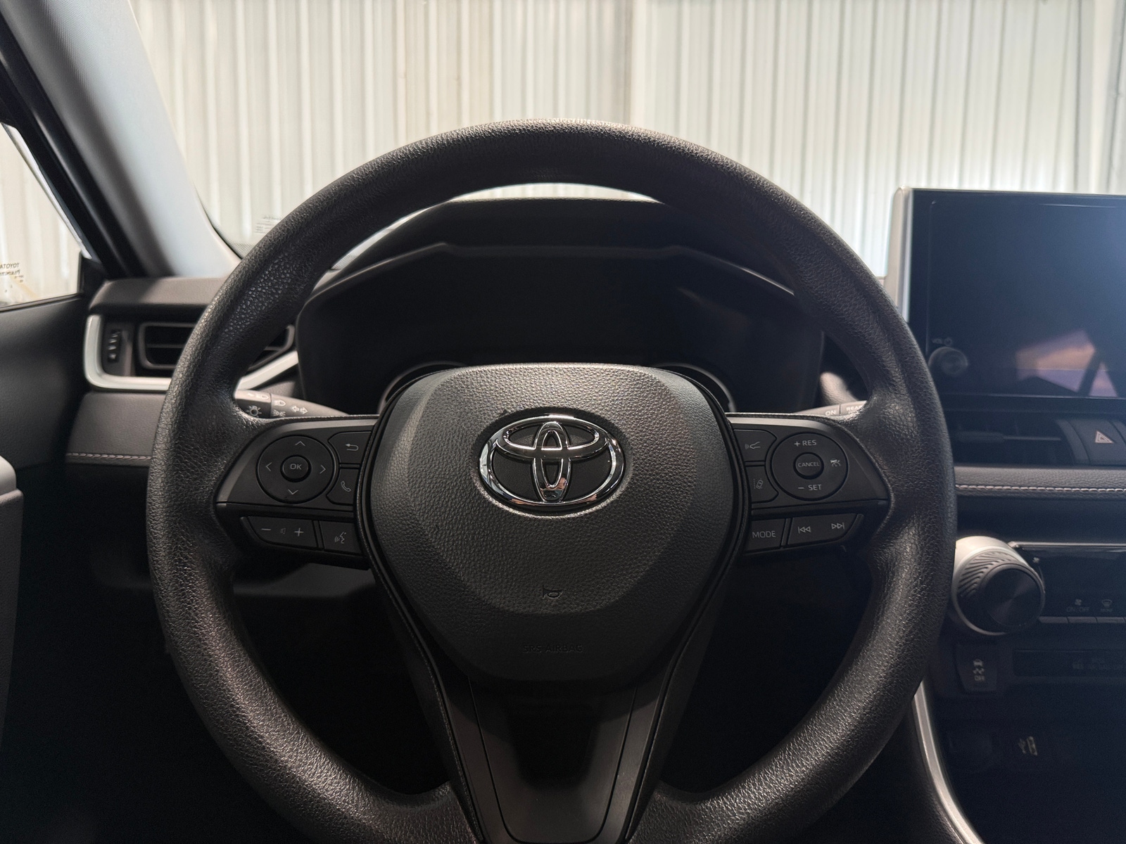 Thumbnail: 2025 Toyota RAV4 - 5