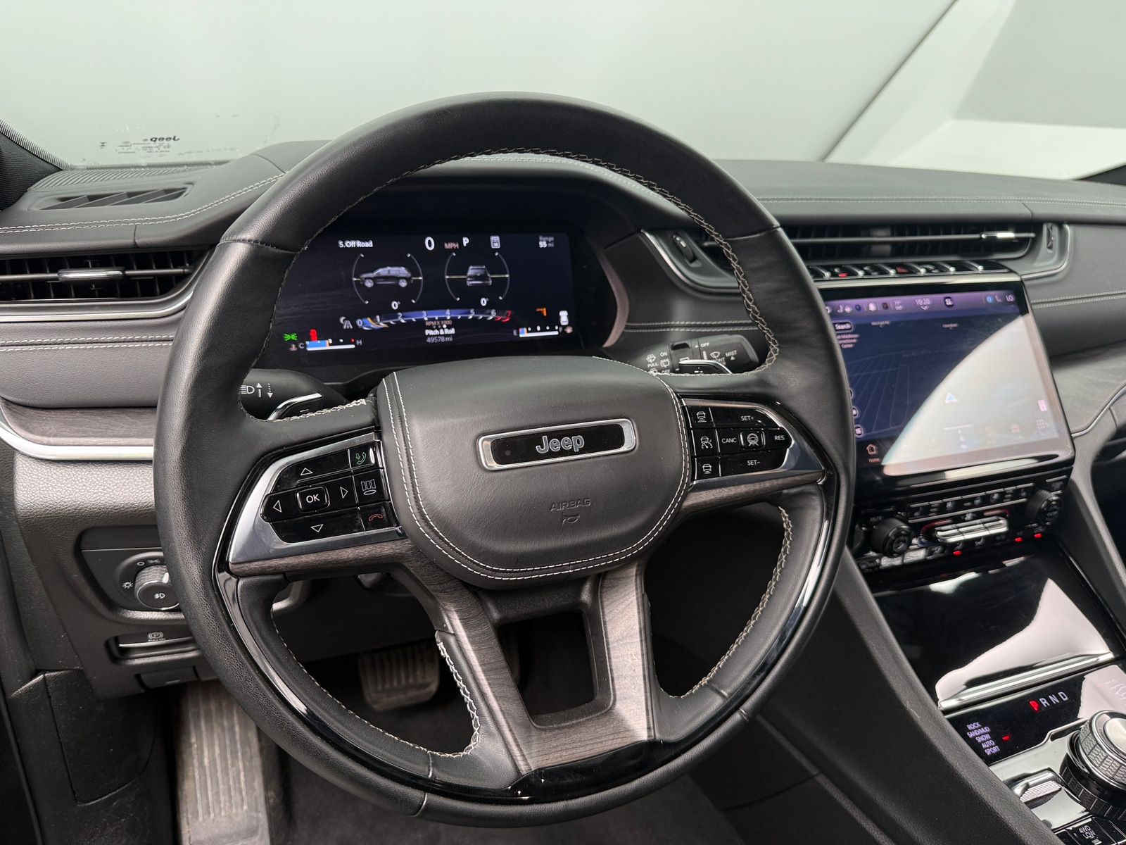 Thumbnail: 2023 Jeep Grand Cherokee - 4