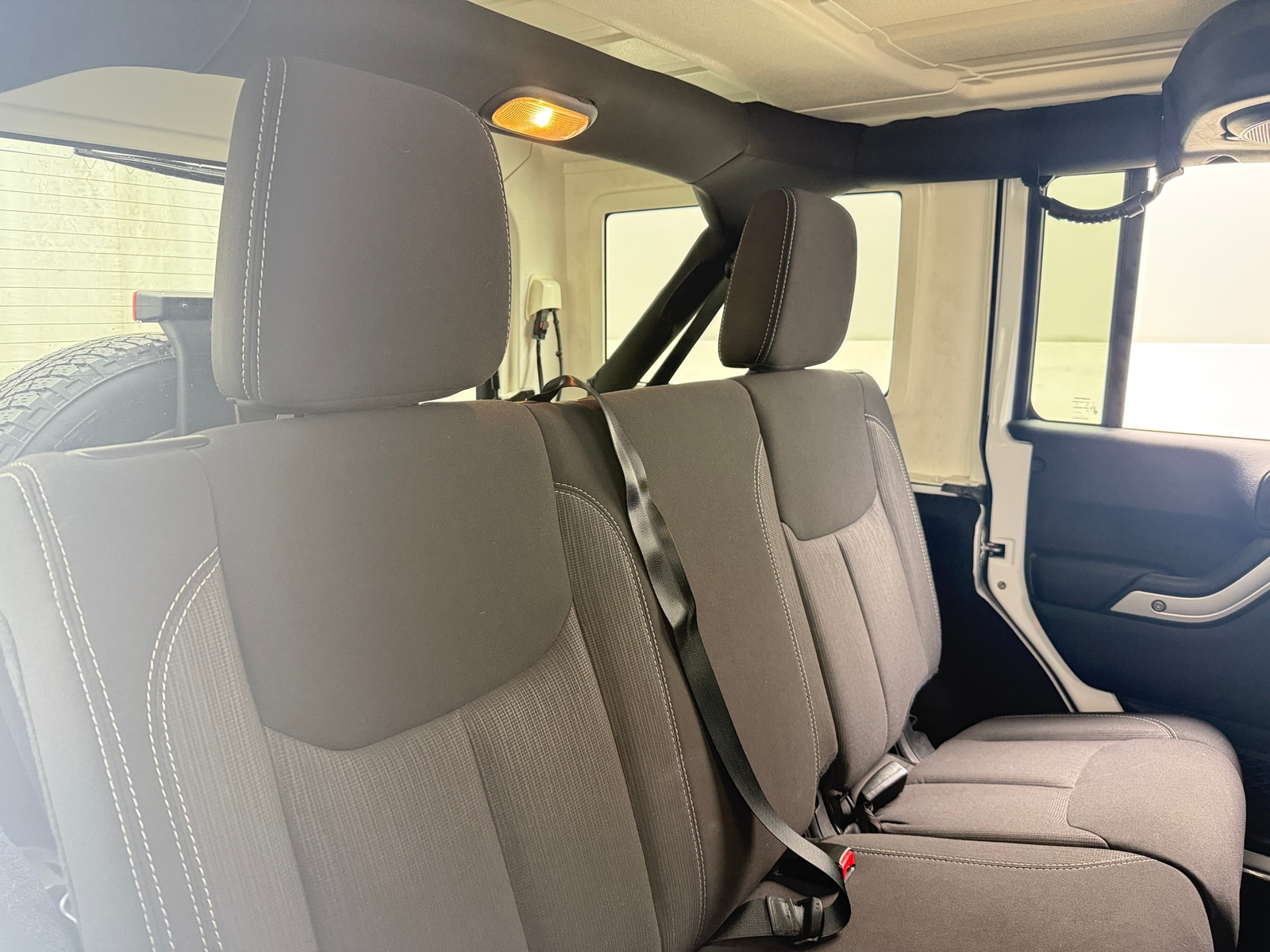 Thumbnail: 2014 Jeep Wrangler - 6