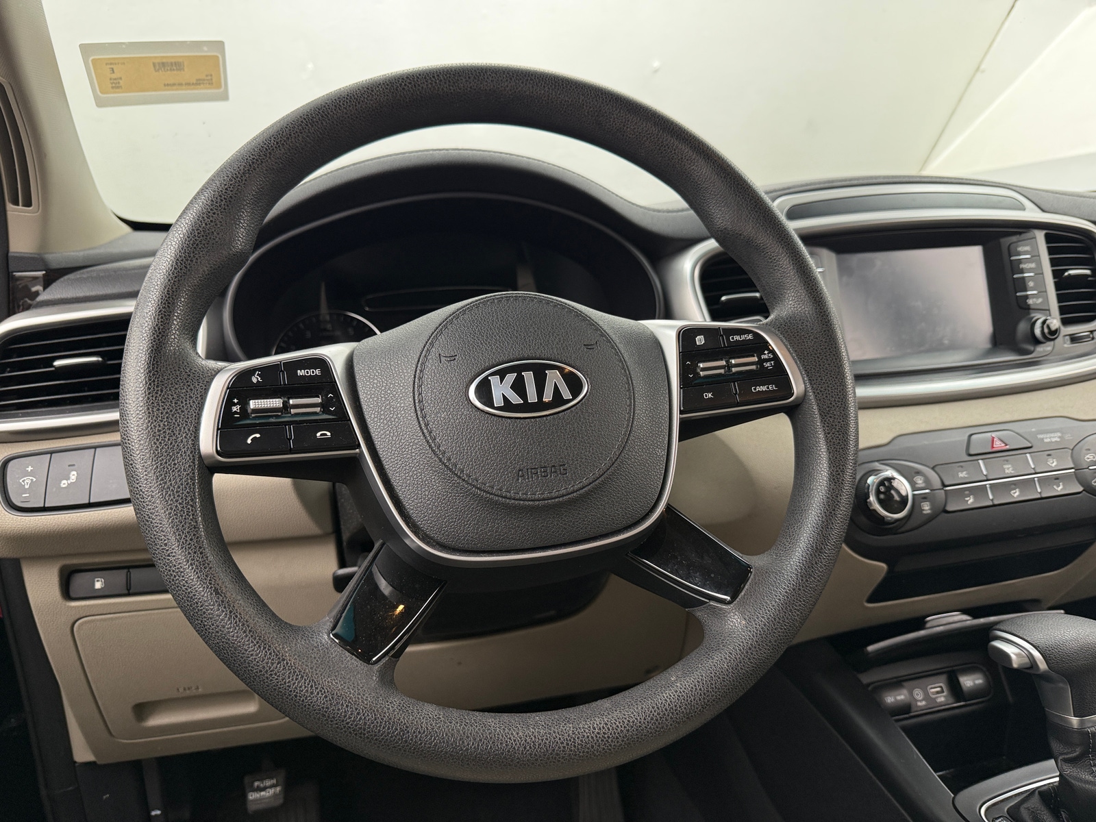 Thumbnail: 2020 Kia Sorento - 5