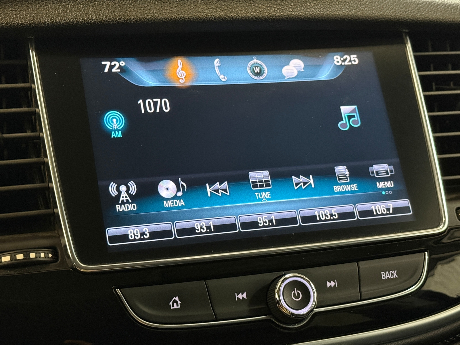 Thumbnail: 2017 Buick Encore - 3