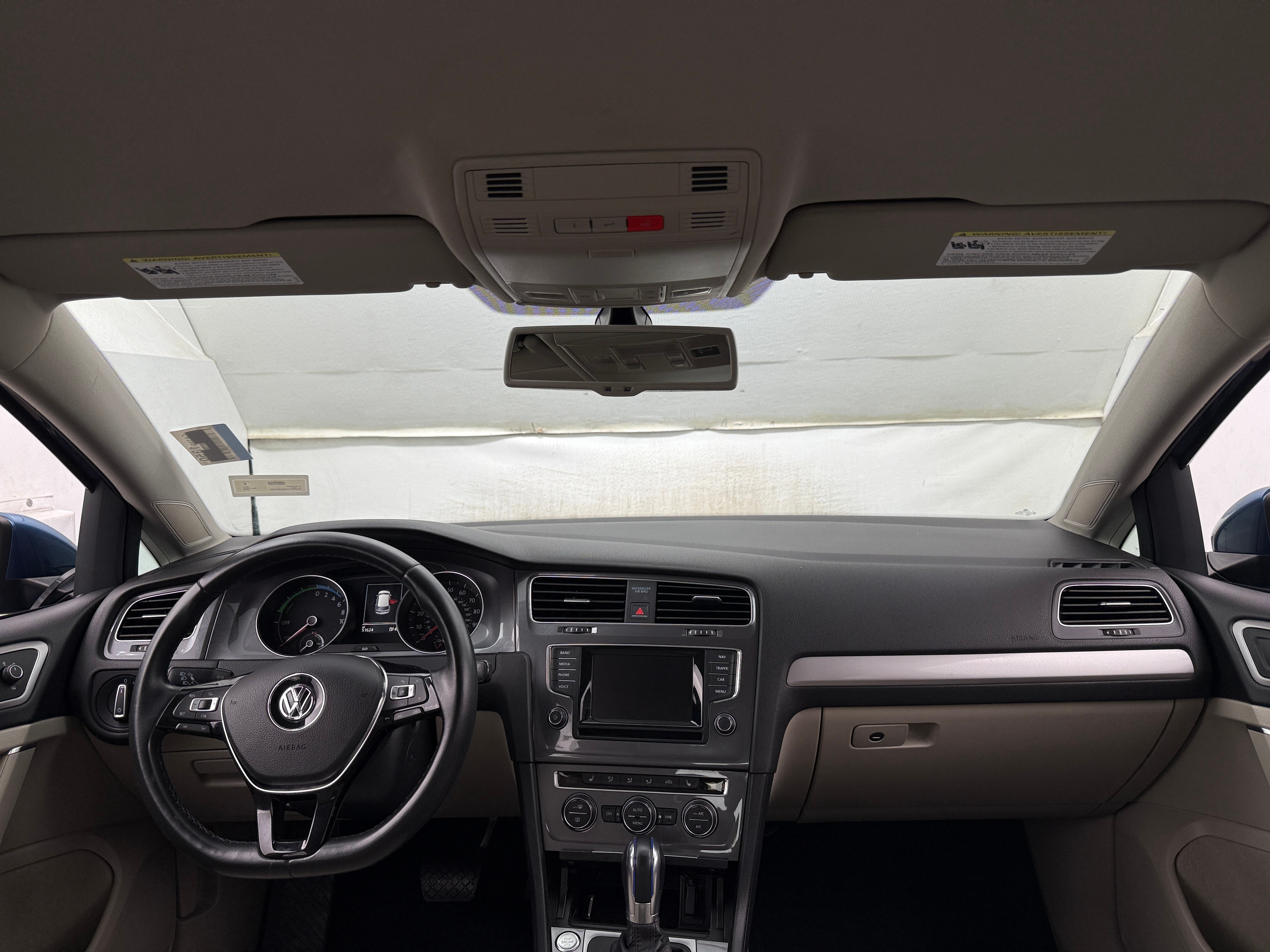 Used 2015 Volkswagen e-Golf e-Golf SEL Premium with VIN WVWPP7AU5FW905604 for sale in Auburn, WA