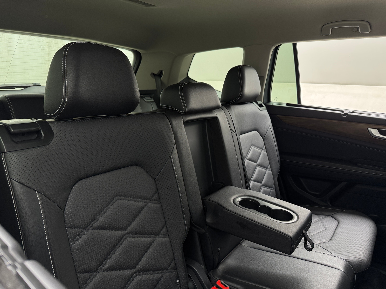 Thumbnail: 2025 Volkswagen Atlas - 5