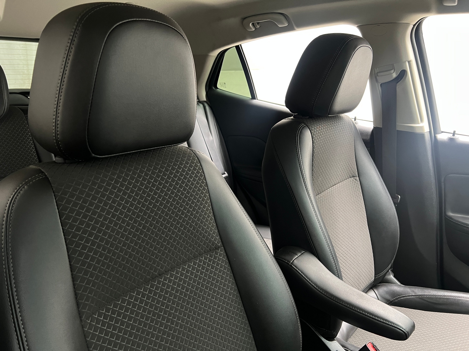 Thumbnail: 2020 Buick Encore - 2