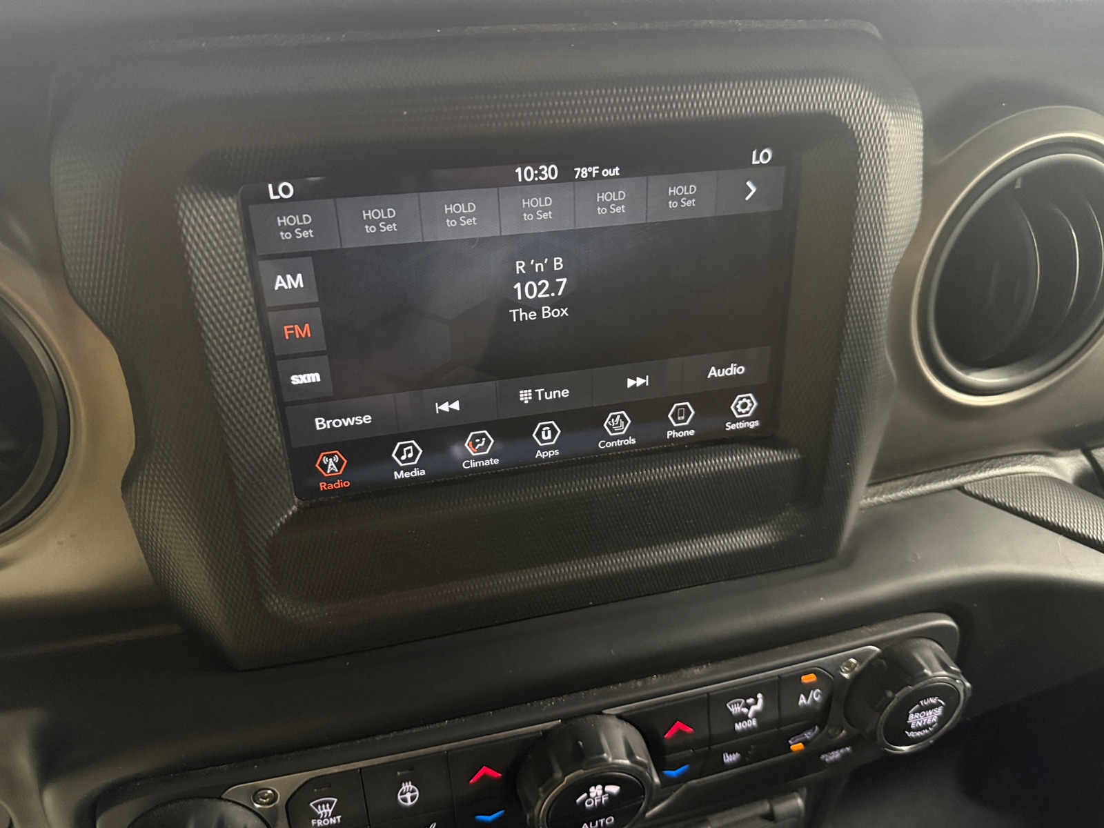 Thumbnail: 2020 Jeep Gladiator - 4