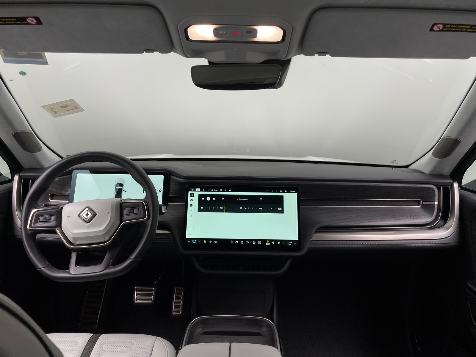 Thumbnail: 2024 Rivian R1T - 2