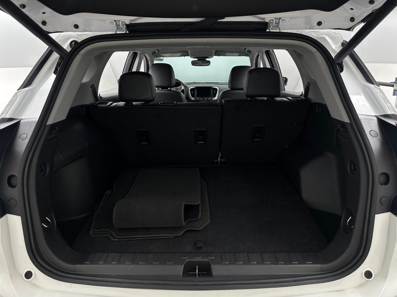 Thumbnail: 2024 GMC Terrain - 6