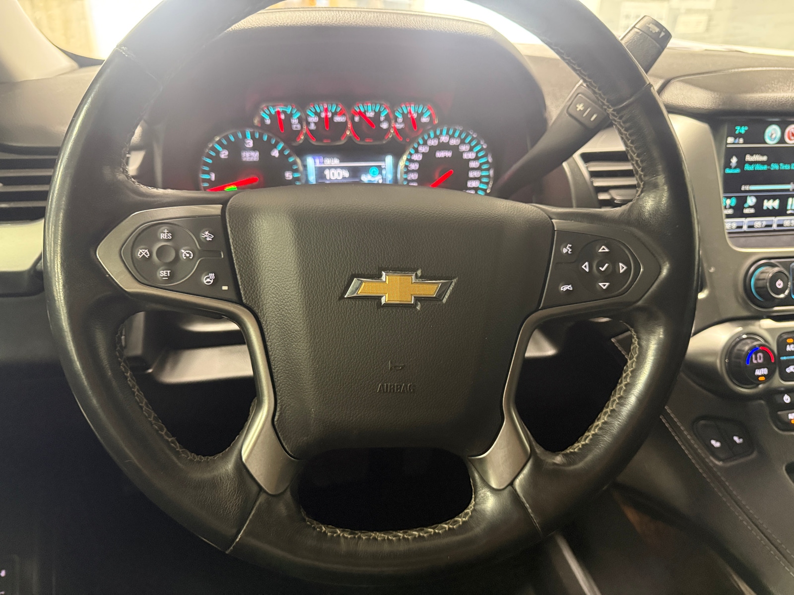Thumbnail: 2019 Chevrolet Suburban - 4