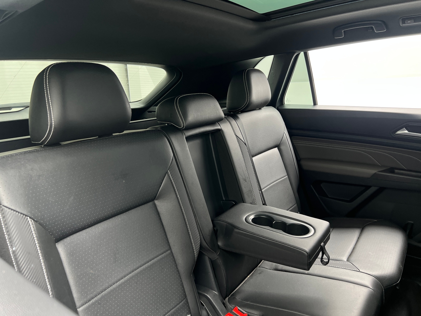 Thumbnail: 2022 Volkswagen Atlas - 5