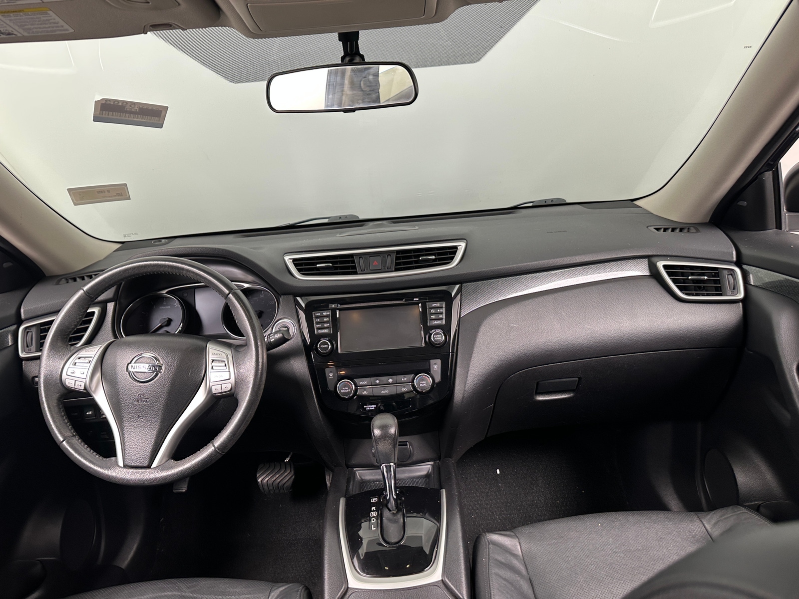 Thumbnail: 2015 Nissan Rogue - 2