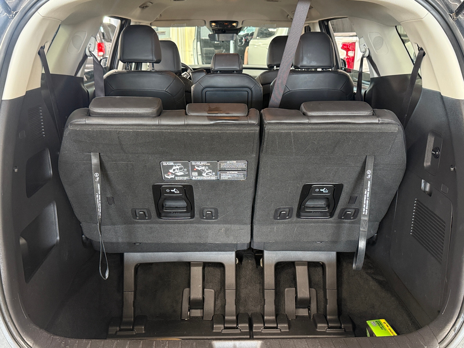 Thumbnail: 2026 Kia Carnival - 6