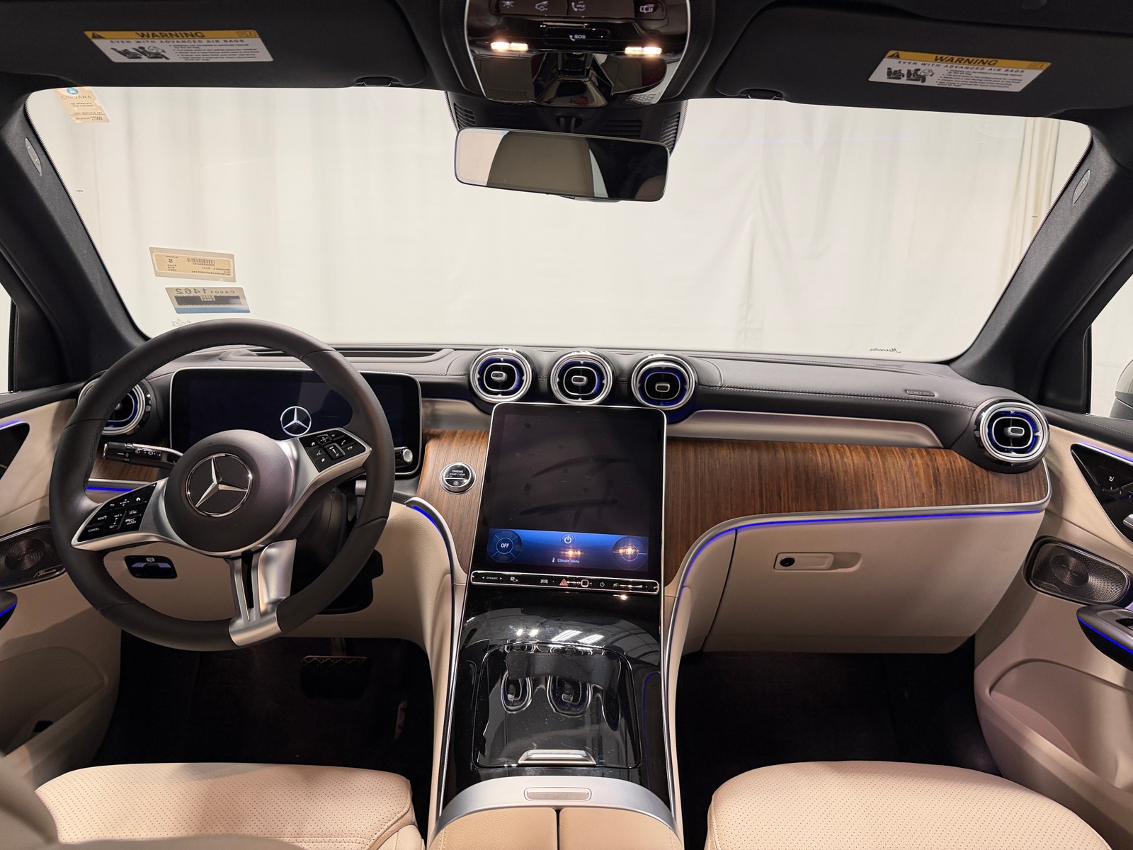 Thumbnail: 2023 Mercedes-Benz GLC - 2