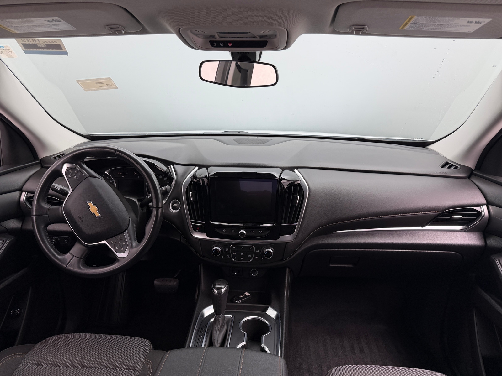 Thumbnail: 2019 Chevrolet Traverse - 3