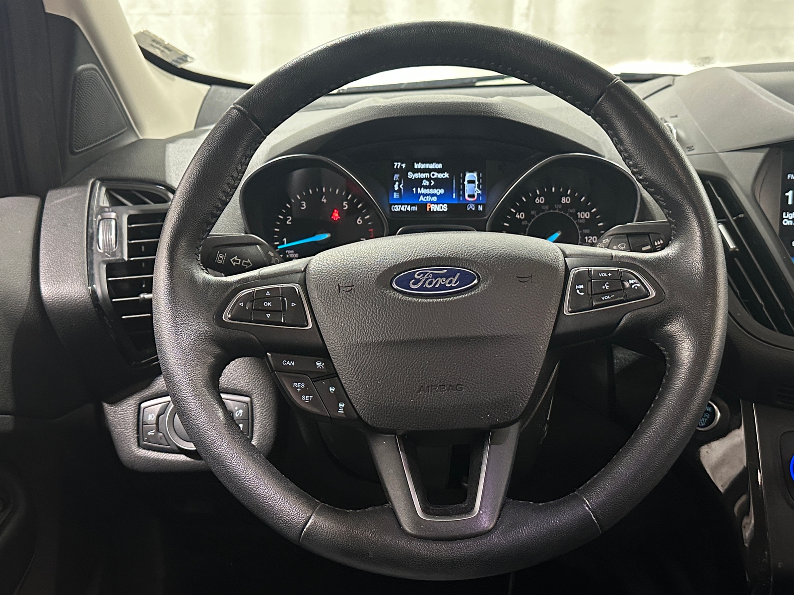 Thumbnail: 2019 Ford Escape - 4