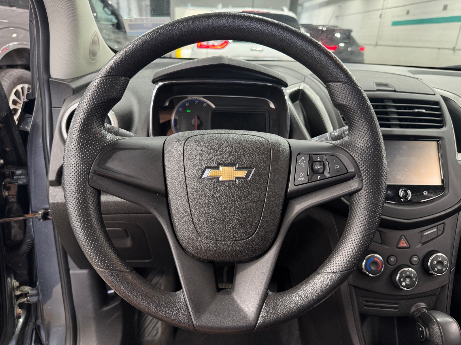 Thumbnail: 2016 Chevrolet Trax - 5