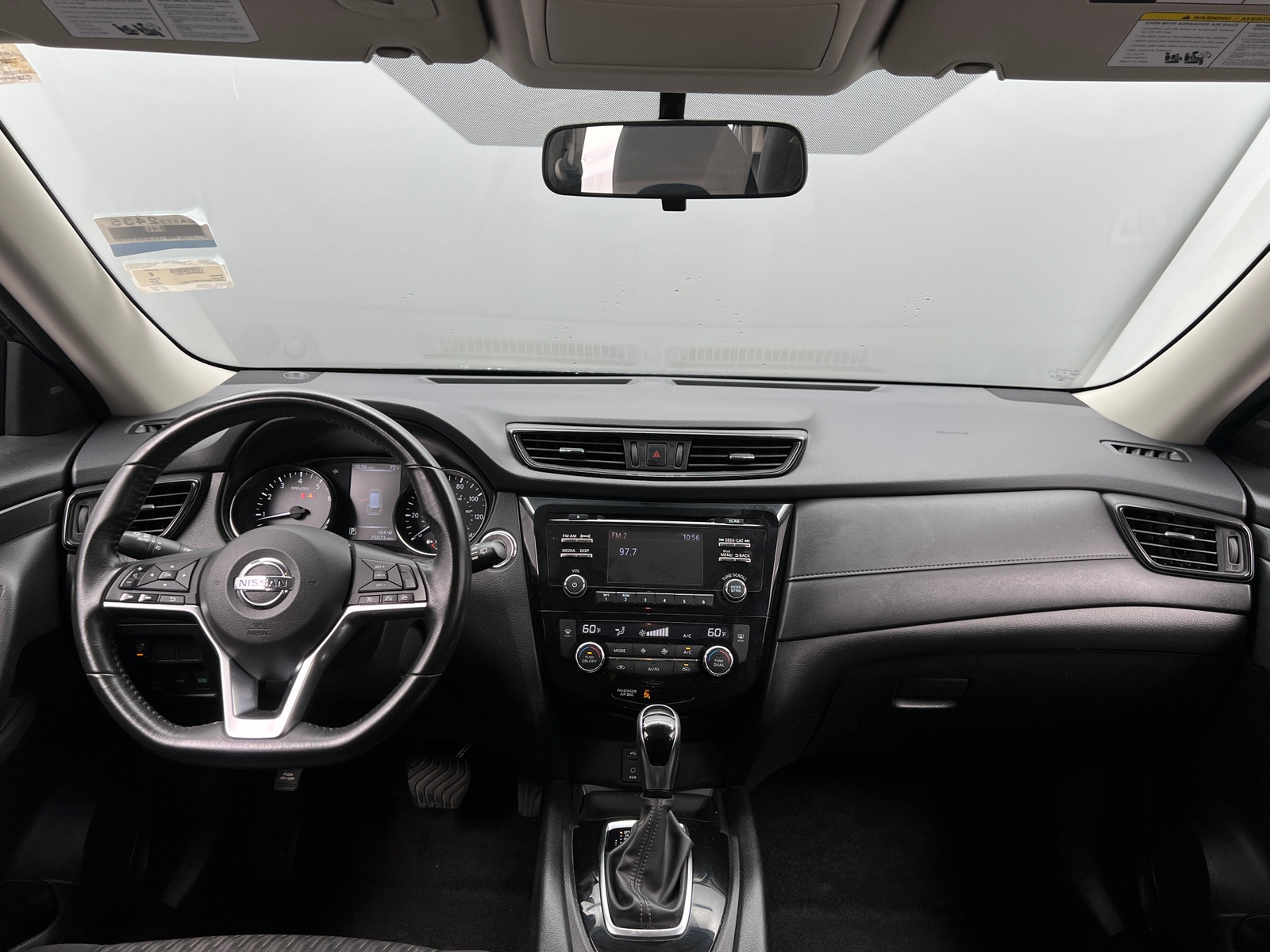 Thumbnail: 2017 Nissan Rogue - 3