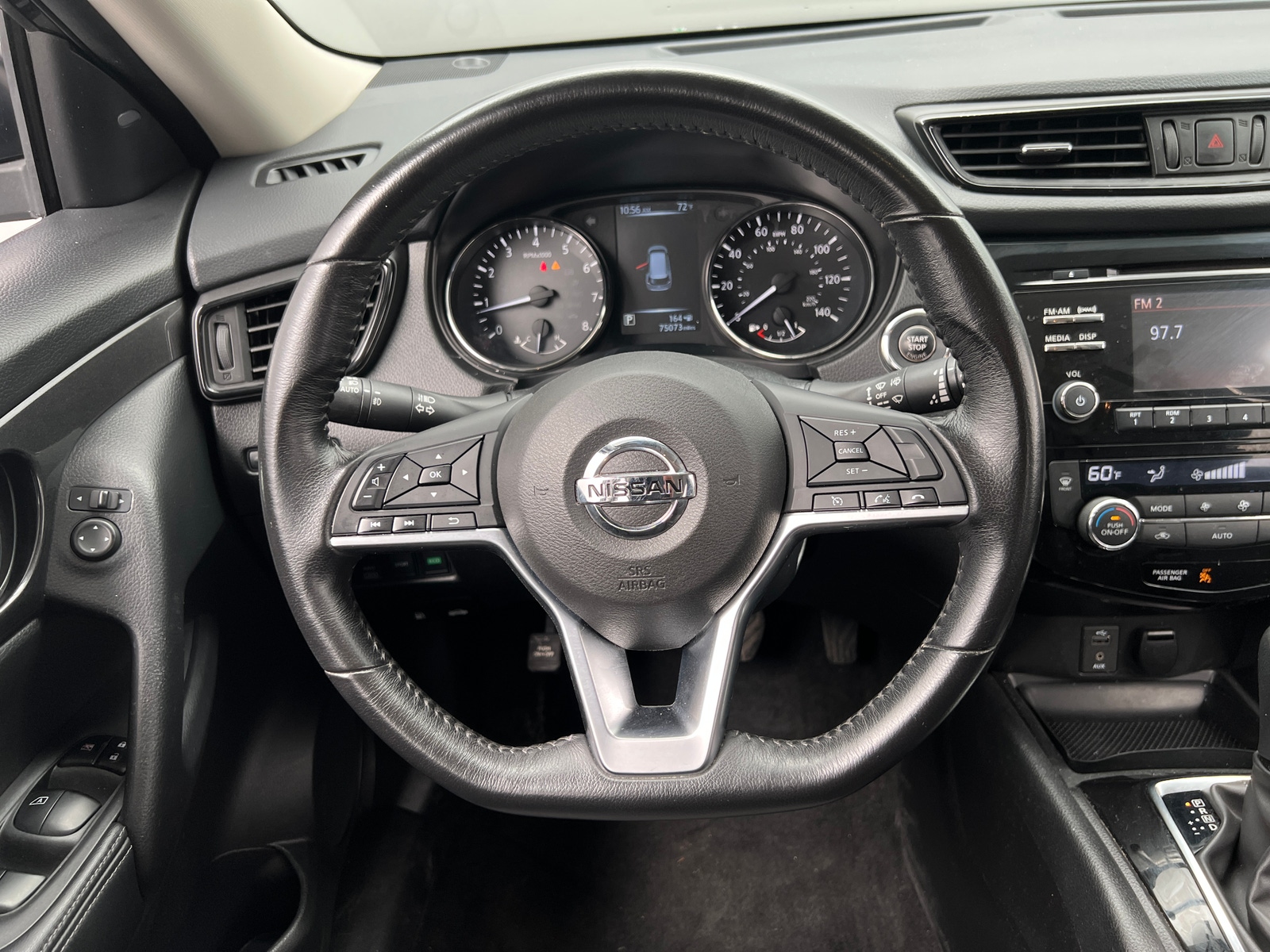Thumbnail: 2017 Nissan Rogue - 5