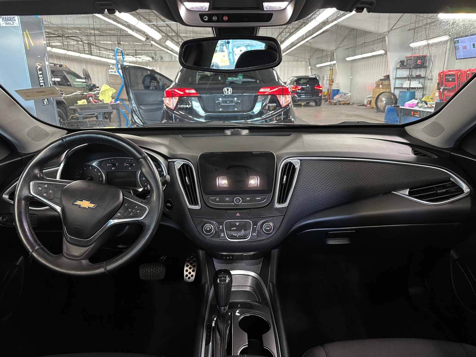 Thumbnail: 2016 Chevrolet Malibu - 3