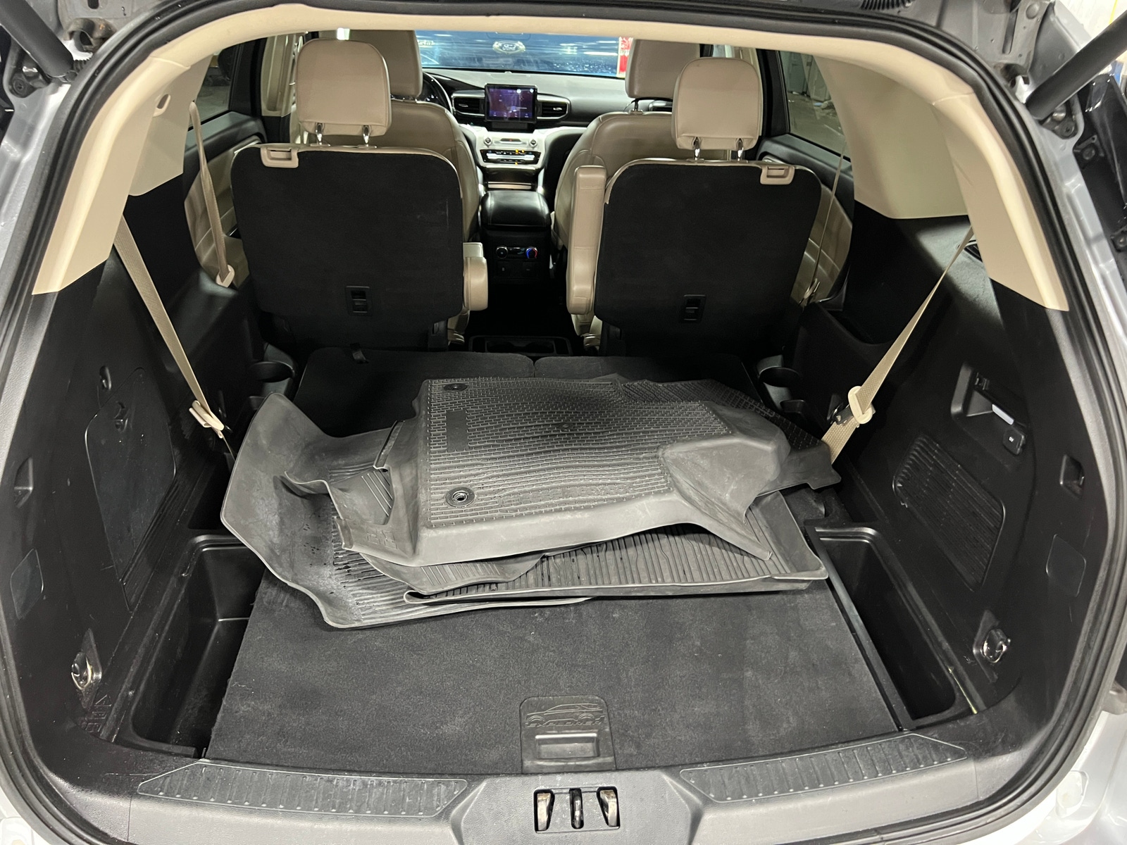 Thumbnail: 2021 Ford Explorer - 7