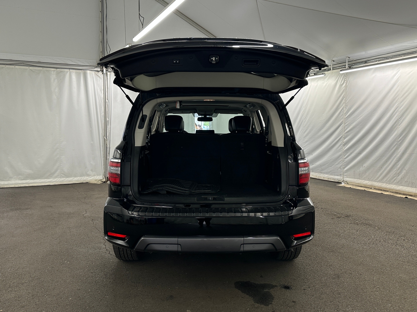 Thumbnail: 2023 Nissan Armada - 6