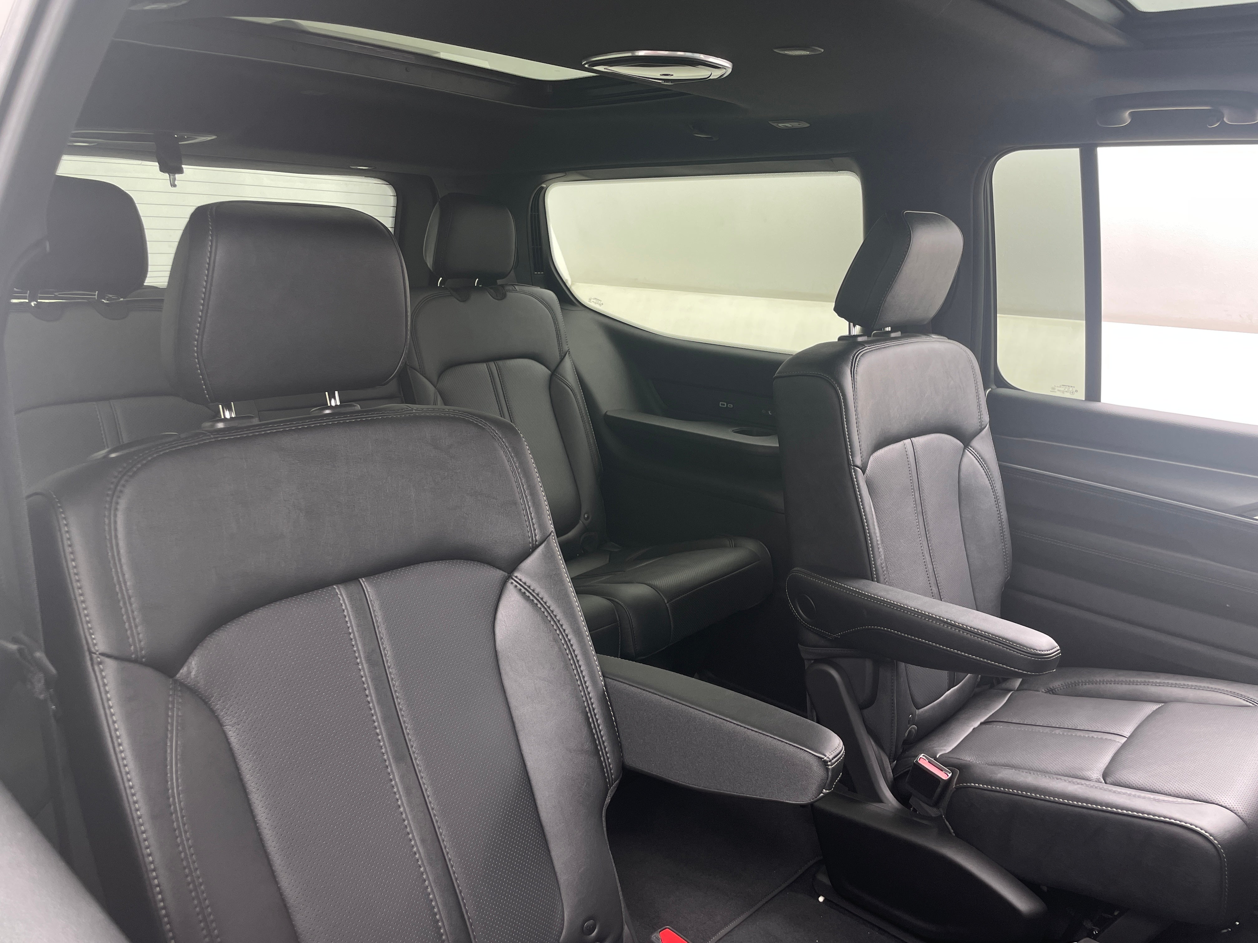 2026 Jeep Grand Wagoneer Limited Altitude - Photo 4