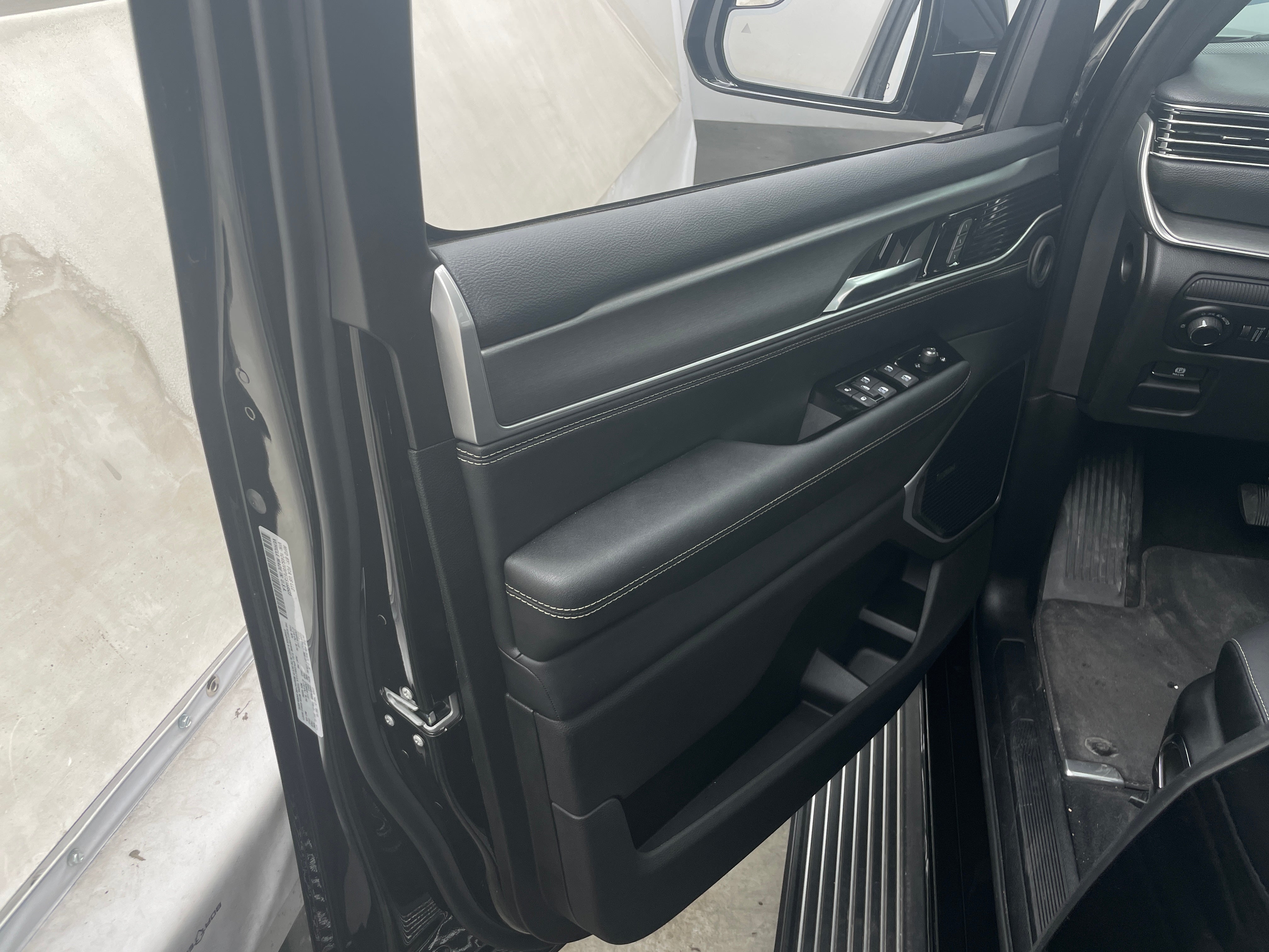 2026 Jeep Grand Wagoneer Limited Altitude - Photo 10