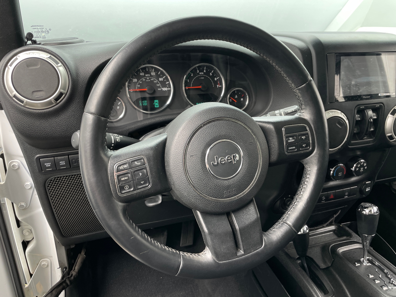 Thumbnail: 2017 Jeep Wrangler - 5
