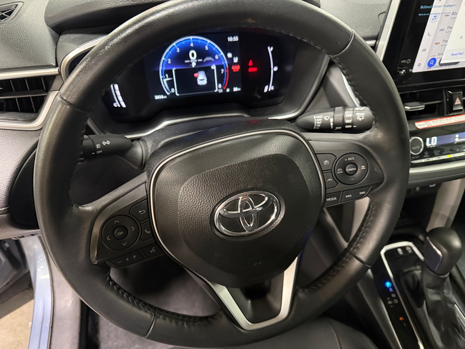 Thumbnail: 2025 Toyota Corolla Cross - 4