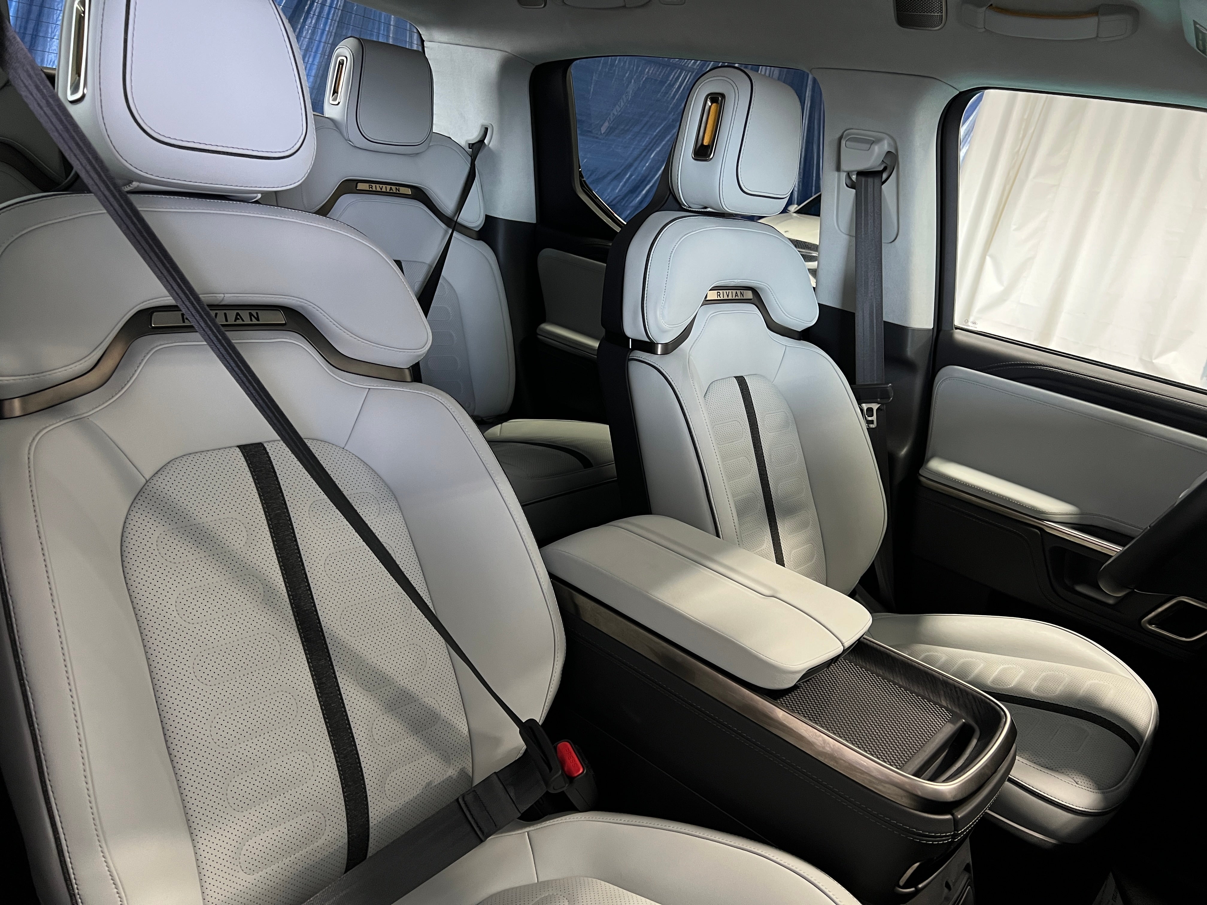 2023 Rivian R1T Adventure