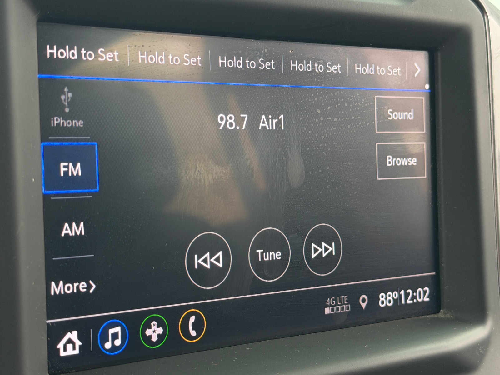 Thumbnail: 2021 Chevrolet Silverado 1500 - 4