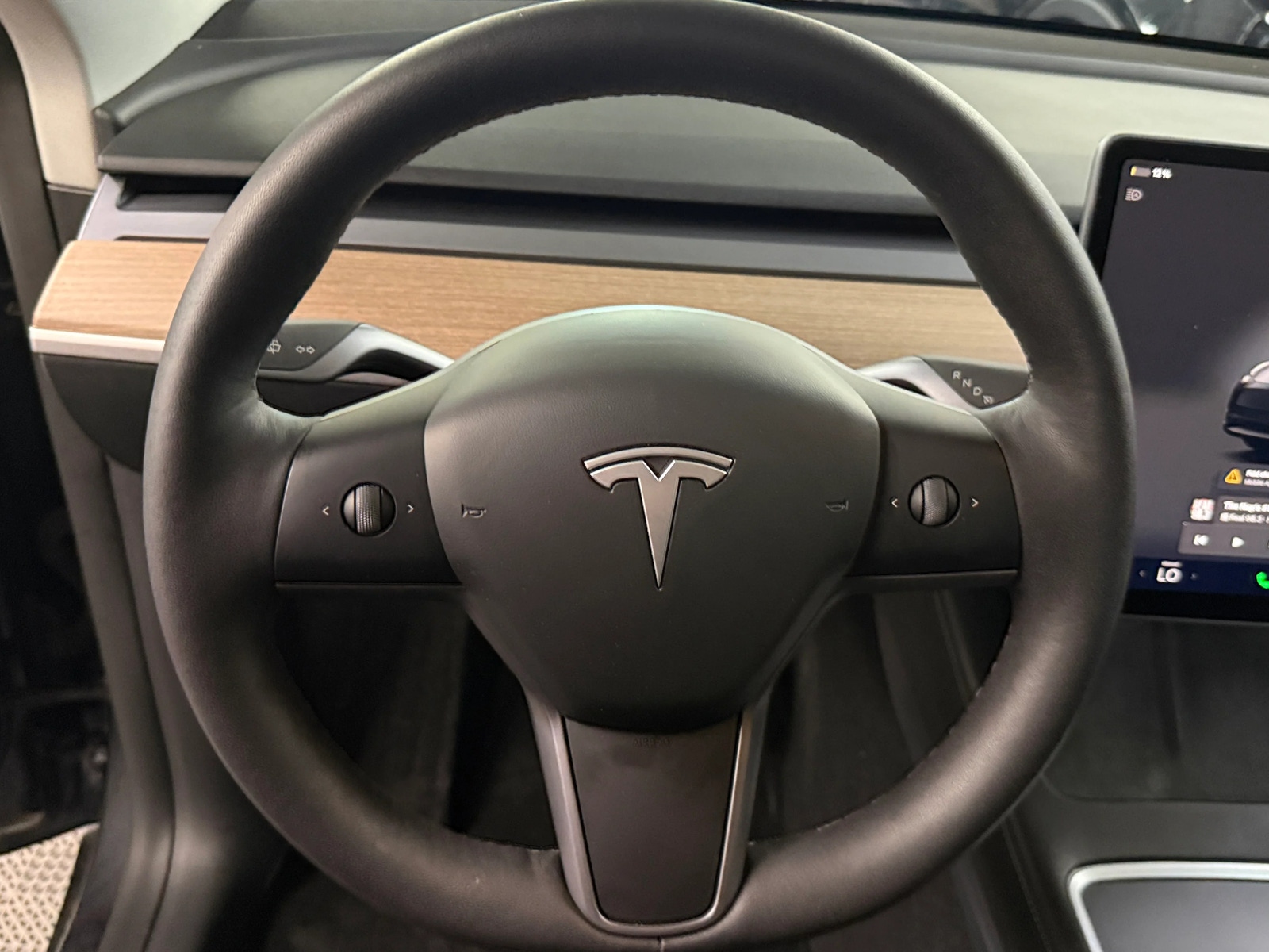 Thumbnail: 2025 Tesla Model Y - 4