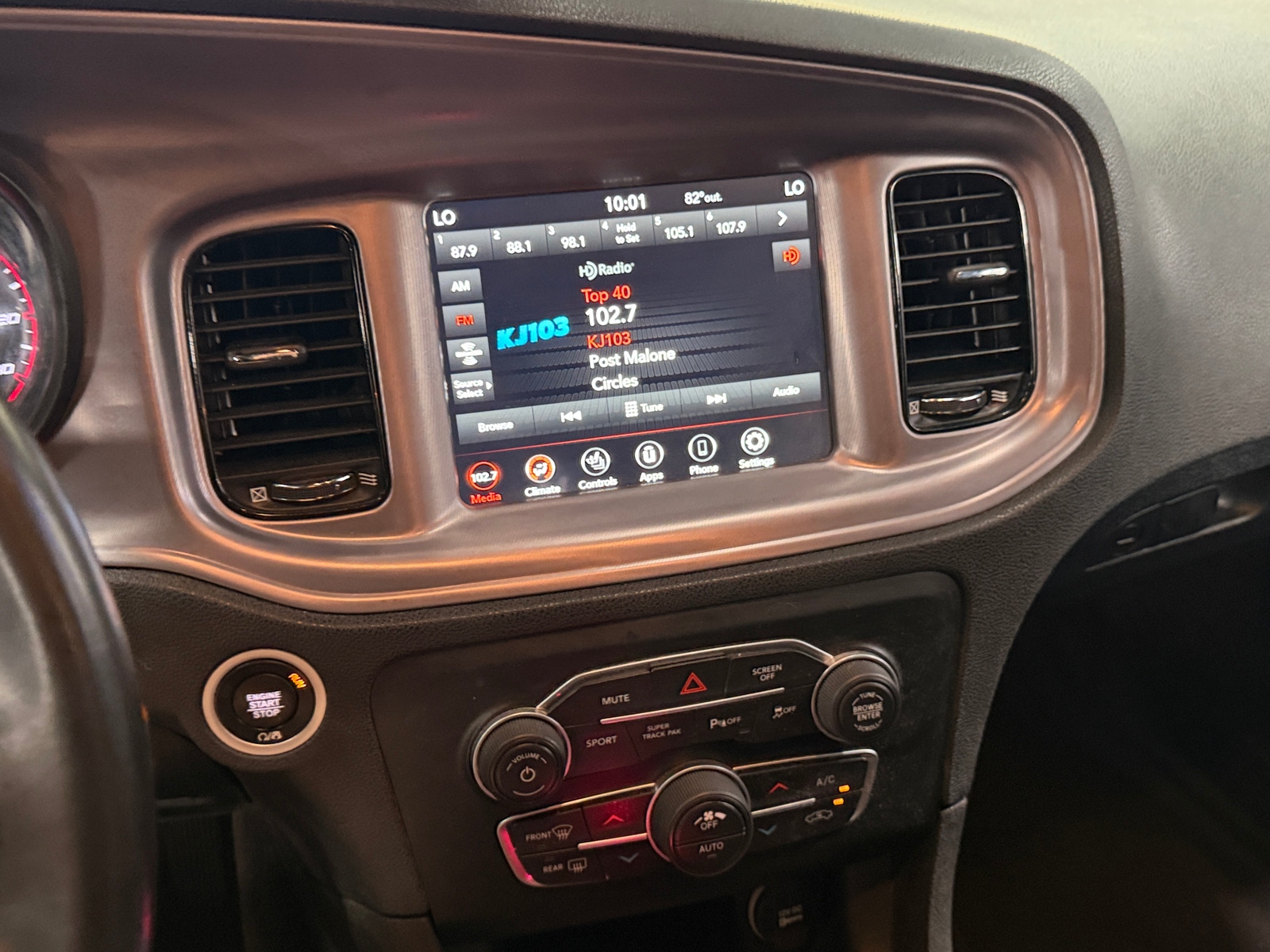 Thumbnail: 2023 Dodge Charger - 4