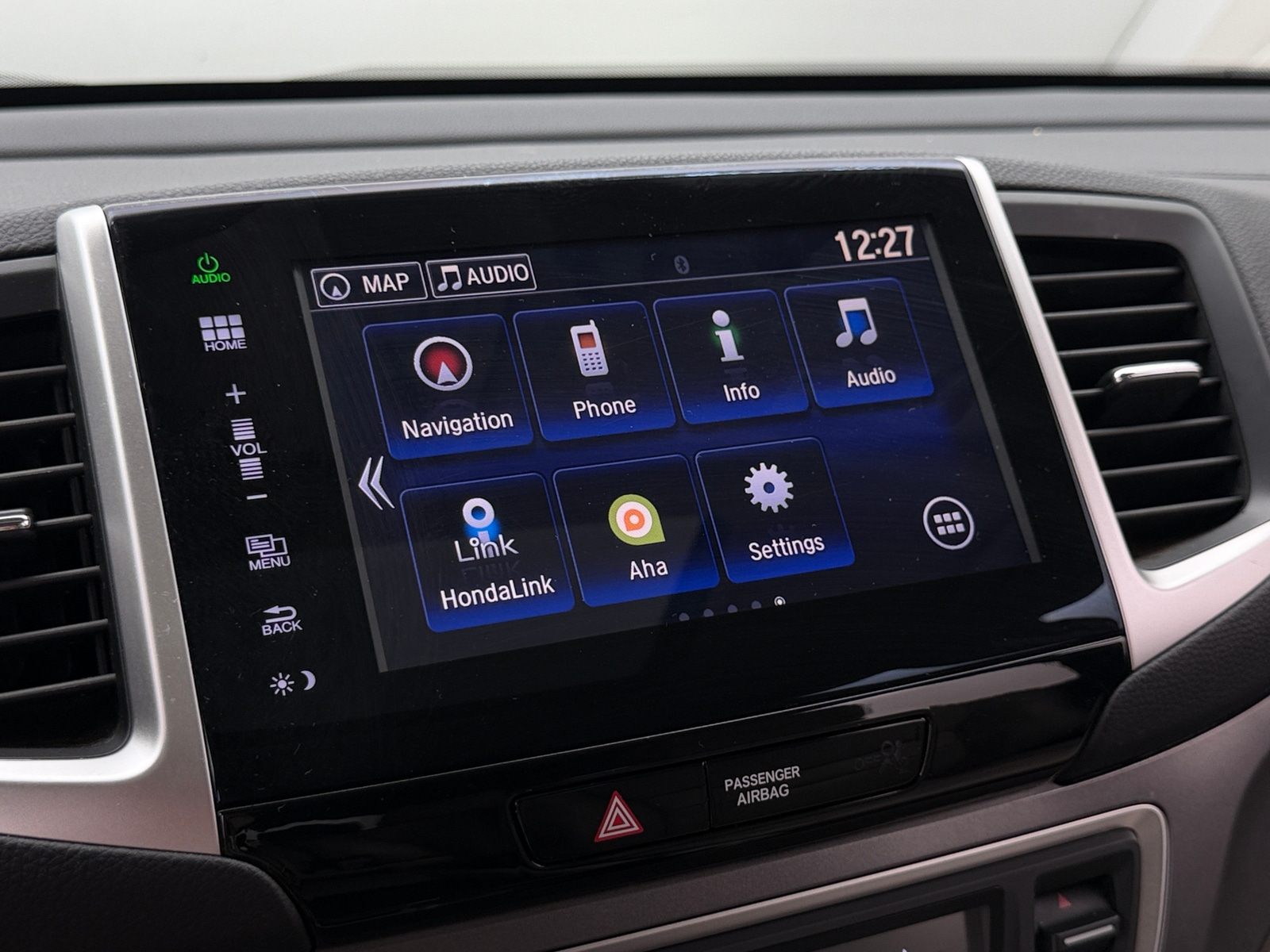 Thumbnail: 2016 Honda Pilot - 3