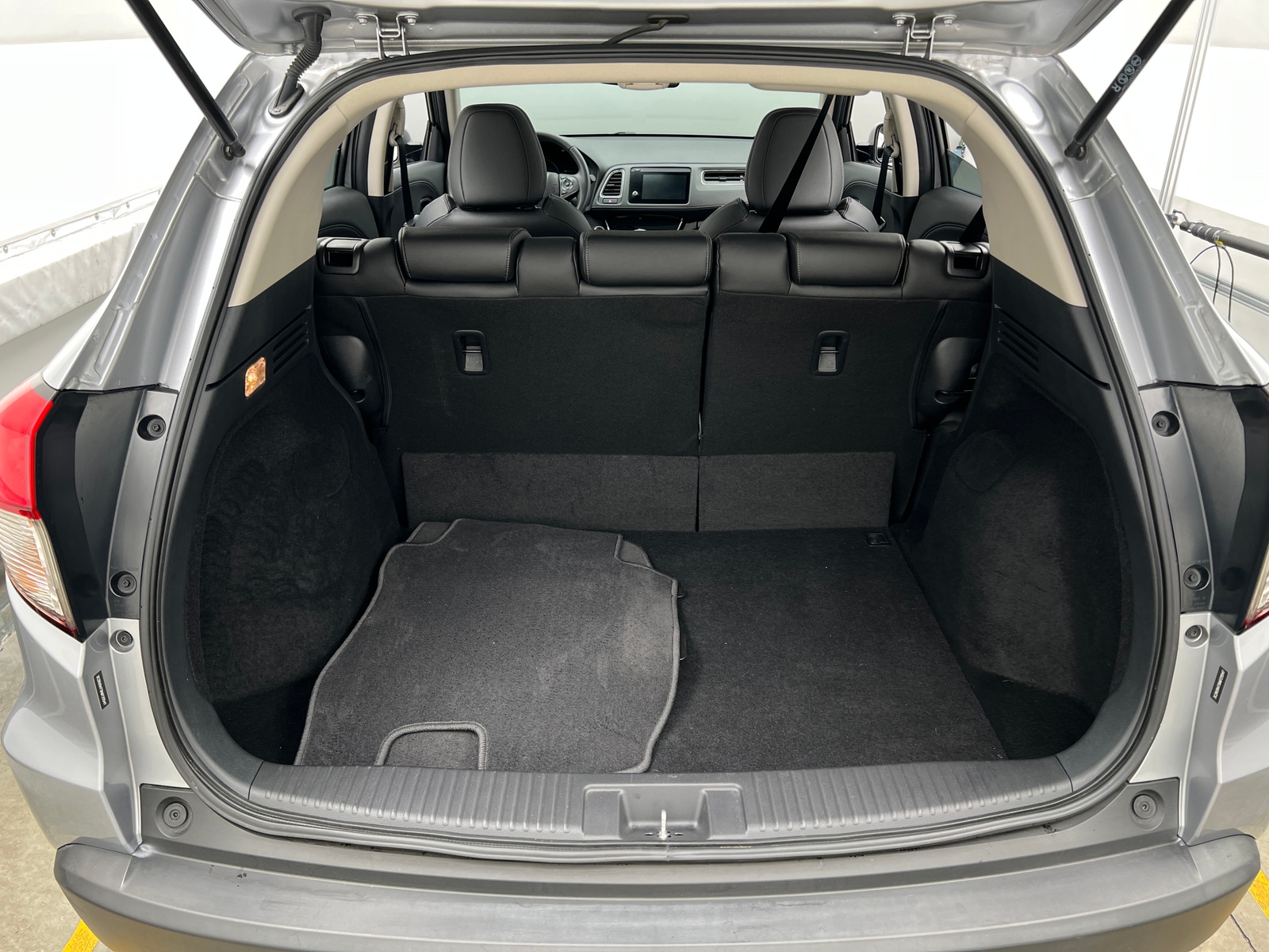 Thumbnail: 2019 Honda HR-V - 6