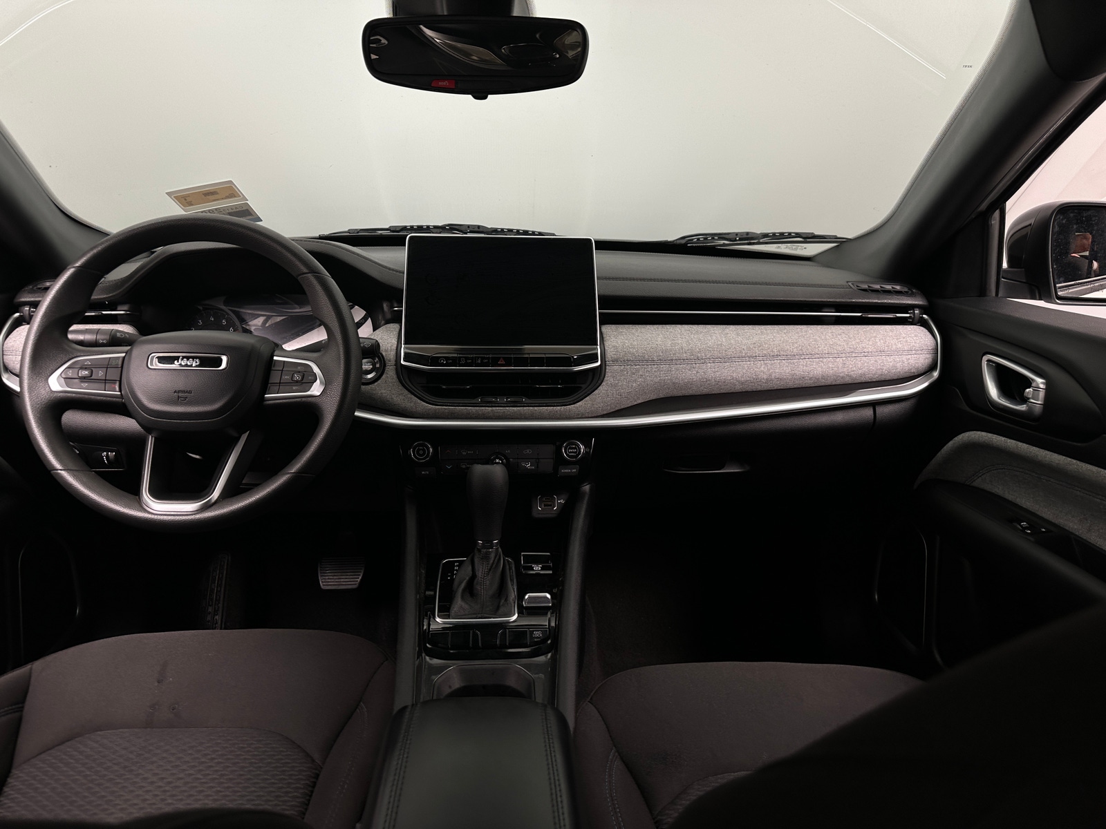 Thumbnail: 2024 Jeep Compass - 3