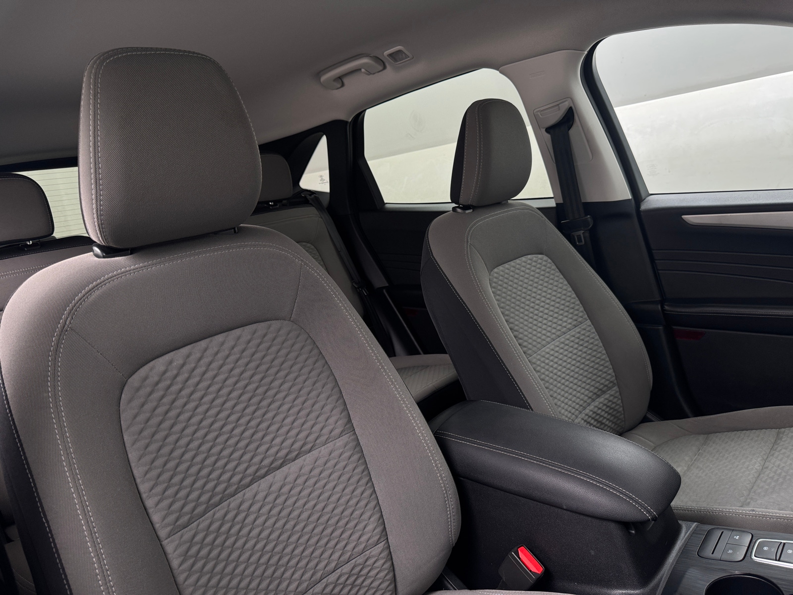 Thumbnail: 2021 Ford Escape - 2