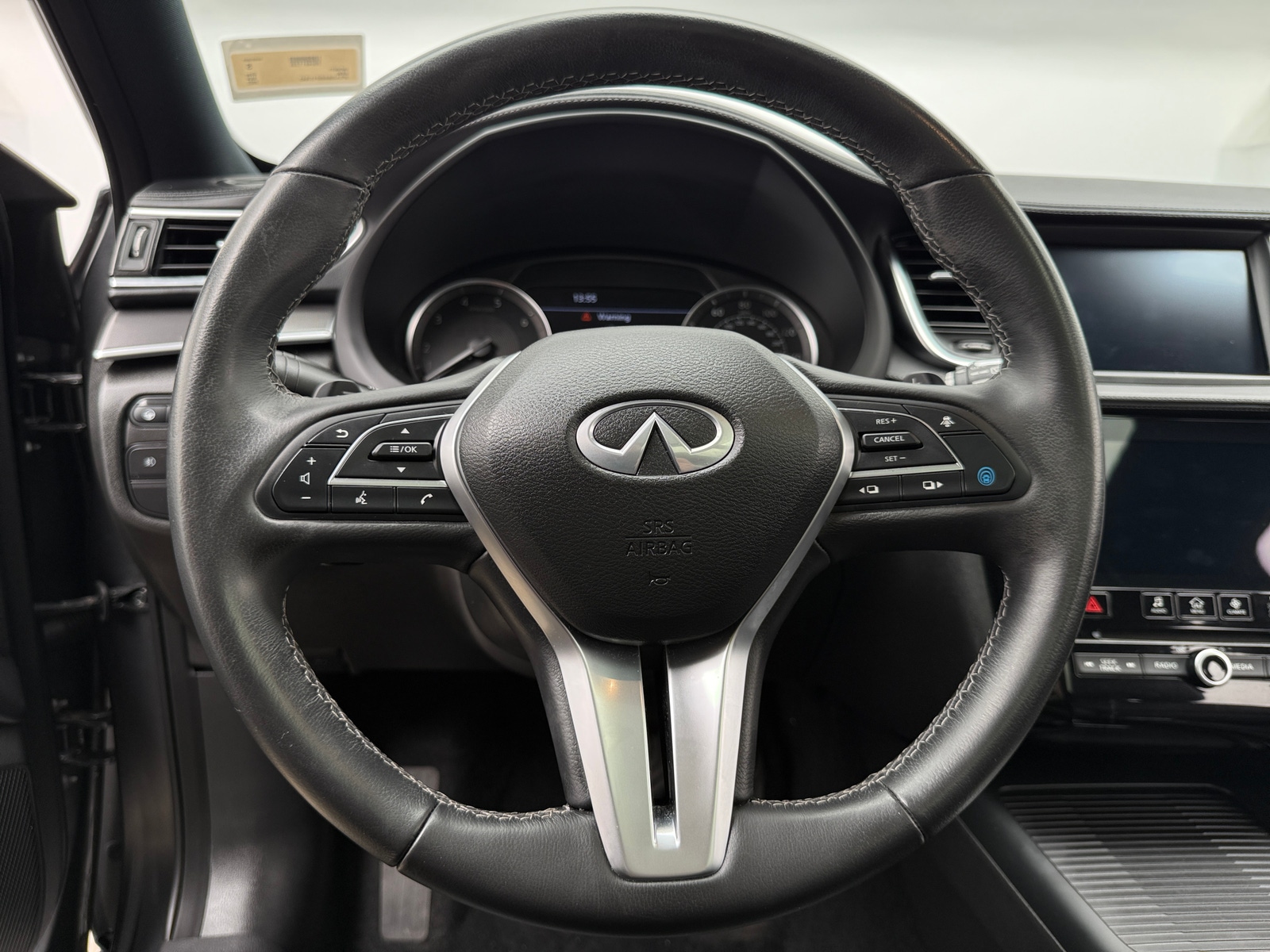 Thumbnail: 2022 INFINITI QX50 - 4