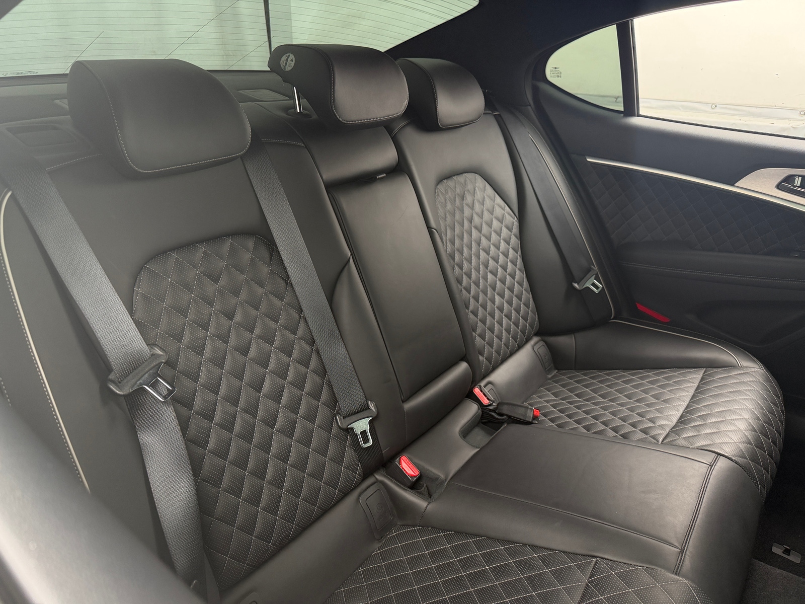 Thumbnail: 2021 Genesis G70 - 5